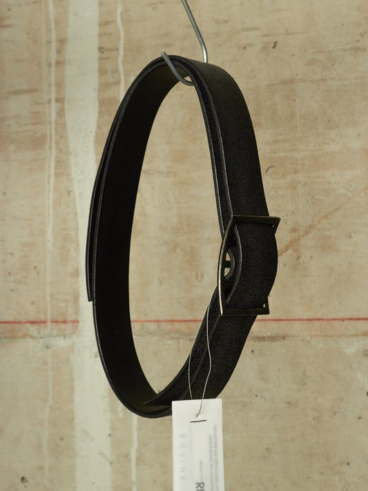 DEEPTI Collection °025-026 'LA–122R LUEL-96L' Reflective Reversible Trigger Bovine Leather Belt