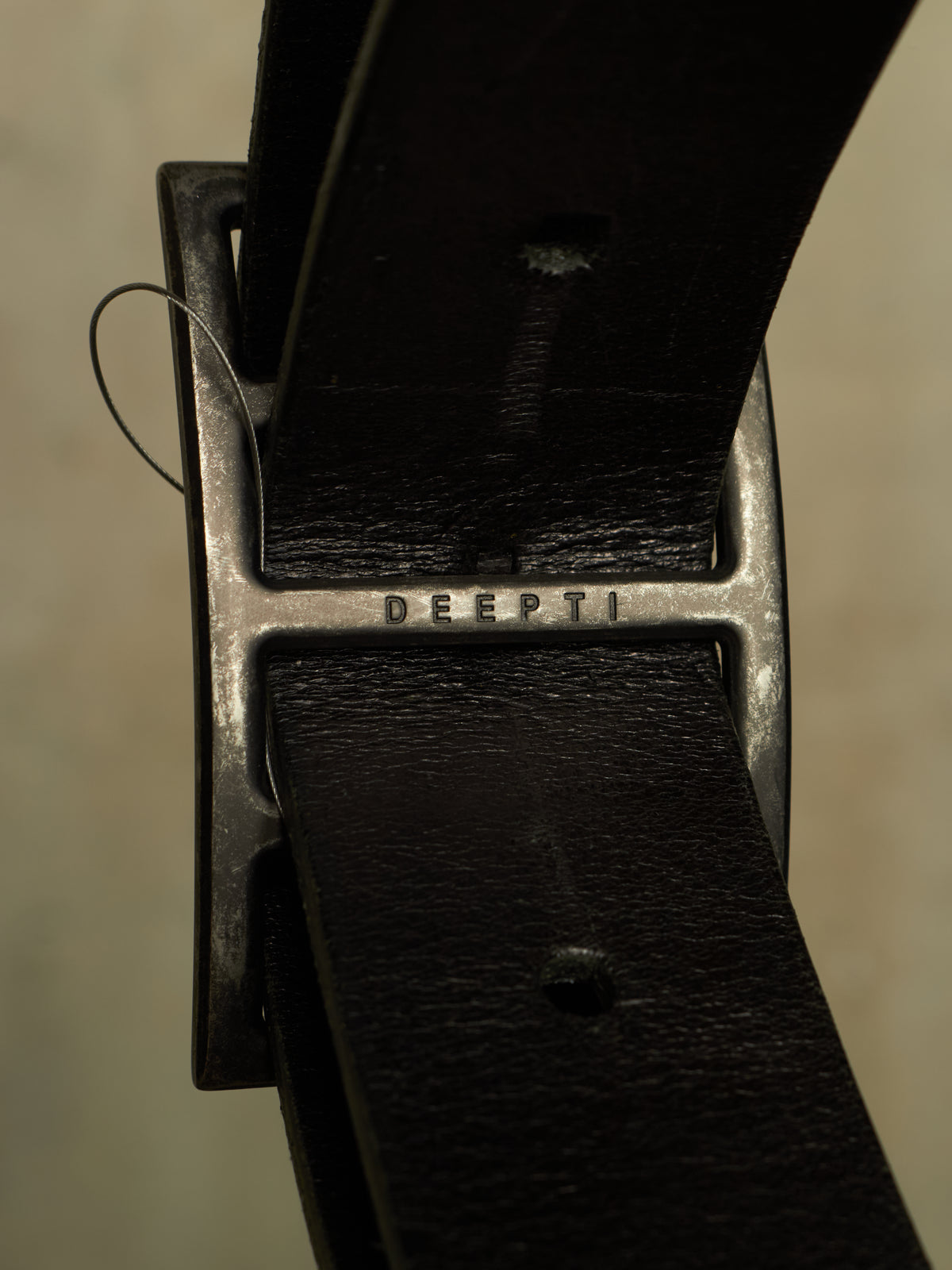 DEEPTI Collection °025 'LA–122X RUEL-99' Crash Bovine Leather Trigger Belt