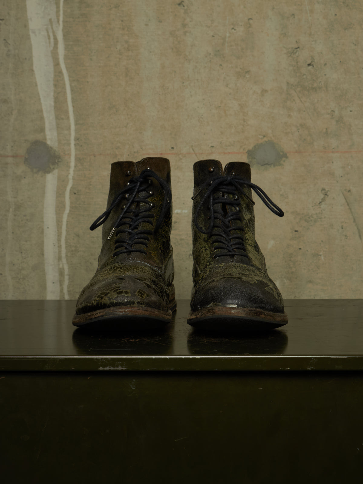DEEPTI Collection °024-025 'F-081X CODOV-96' Crash Cordovan Leather Goodyear Oxonian Off-Cut Boots