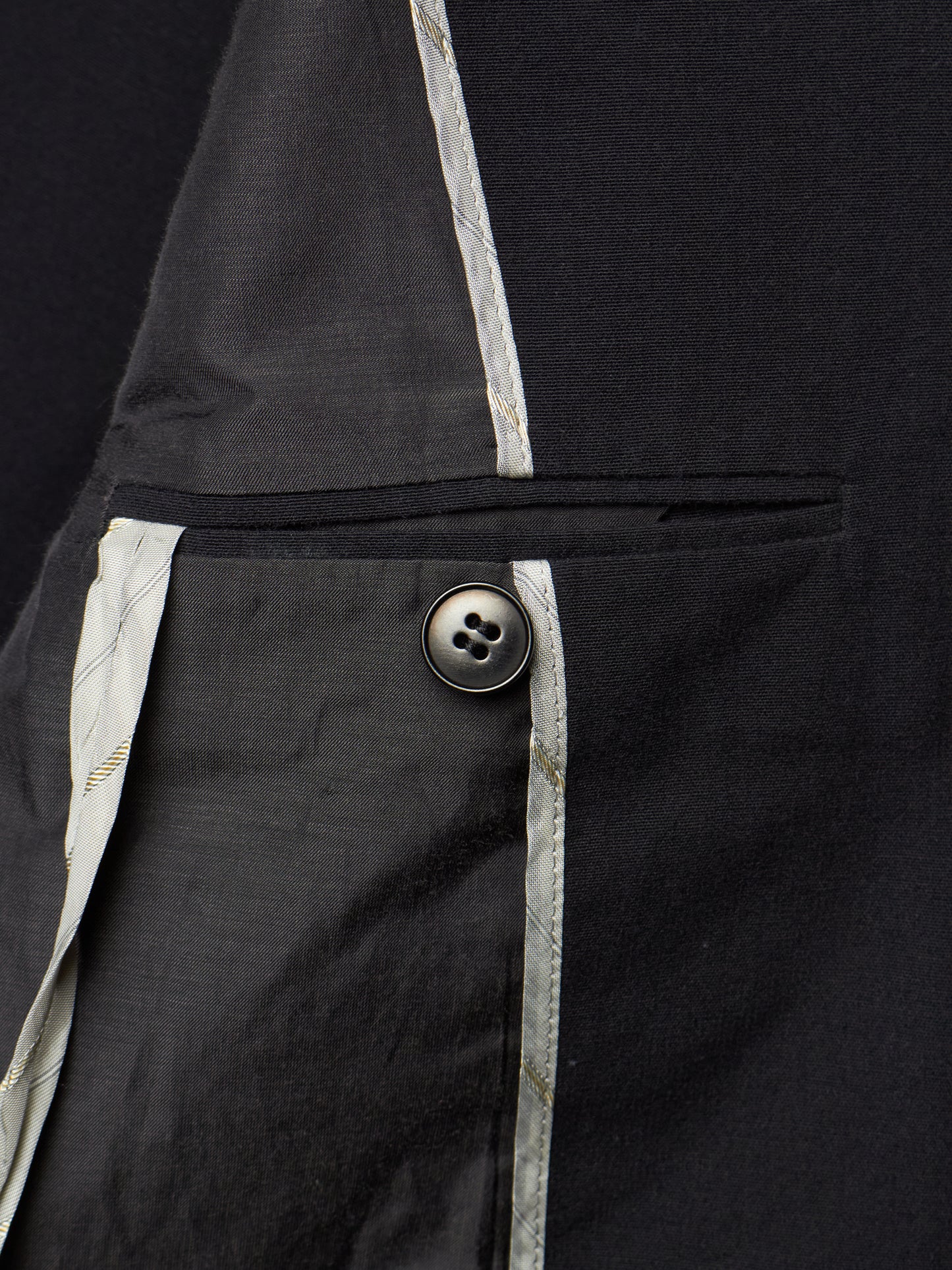 DEEPTI Collection °019-020 'J-001 GRIT 99' Unlined Classic Short Jacket