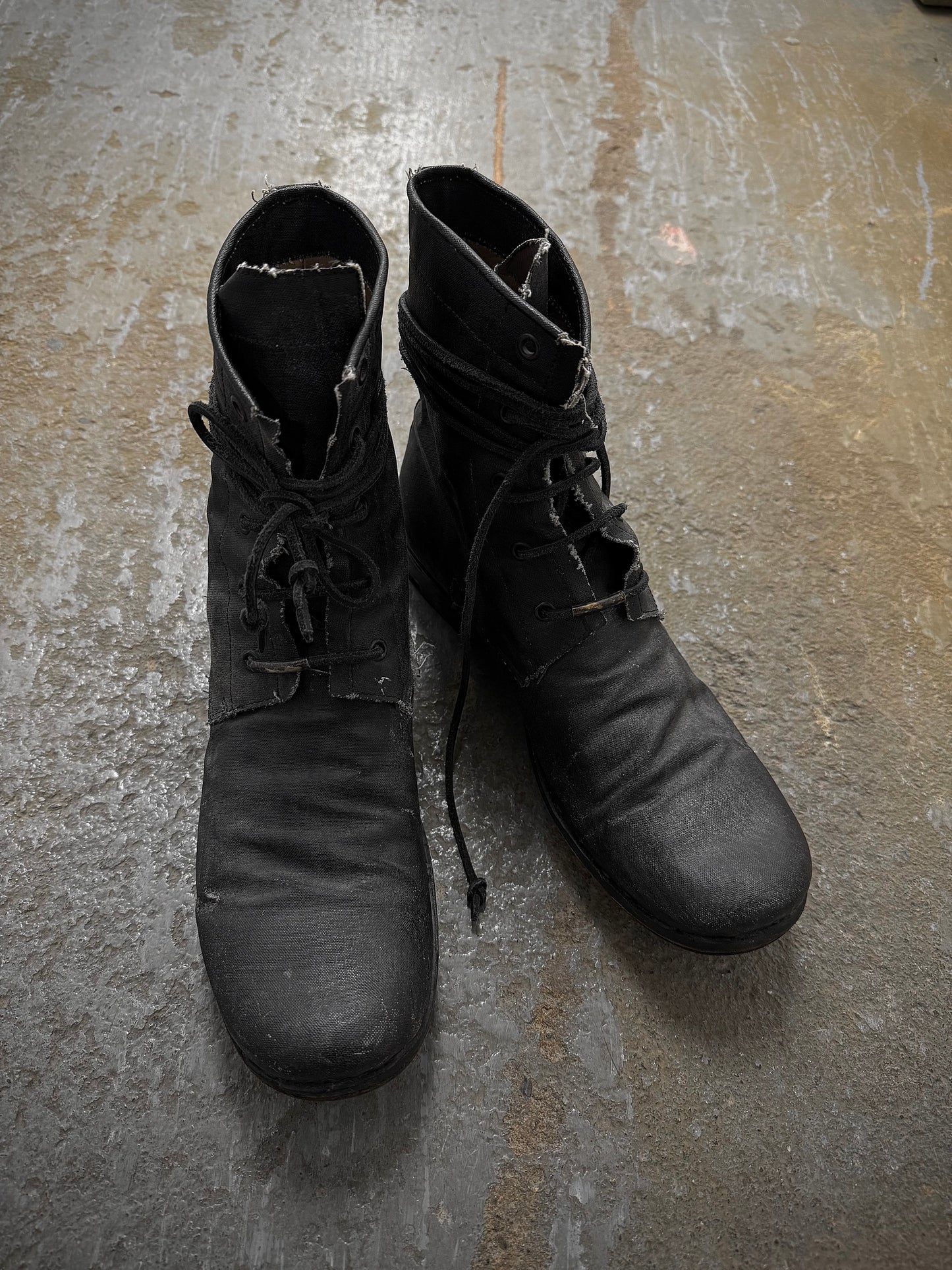 Layer-0 2010s Distressed Grey Waxed Coated Vespucci Sail Hemp Ankle Boots detail | DRIEW GARMENTS