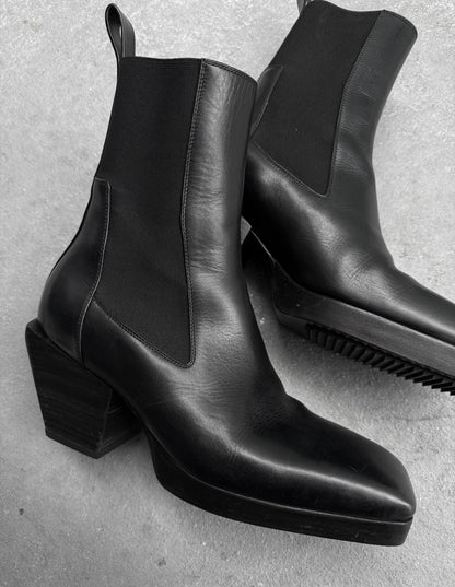 Rick Owens SS22 "FOGACHINE" Heeled Sliver Calf Leather Chelsea Boots detail | DRIEW GARMENTS