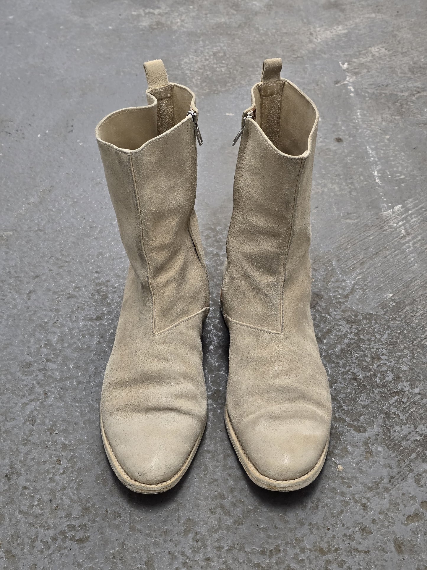 Carol Christian Poell AW05 "On Demand" Reverse Horse Leather Side Zip Boots detail | DRIEW GARMENTS
