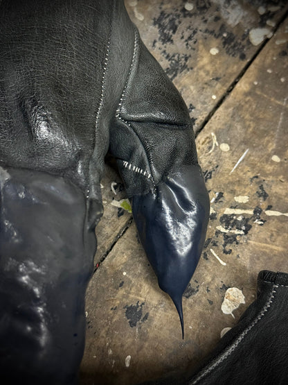 Carol Christian Poell 'AM//2459 ROOMS-PTC/19' Object-dyed Rubber Drip Leather Gloves detail | DRIEW GARMENTS