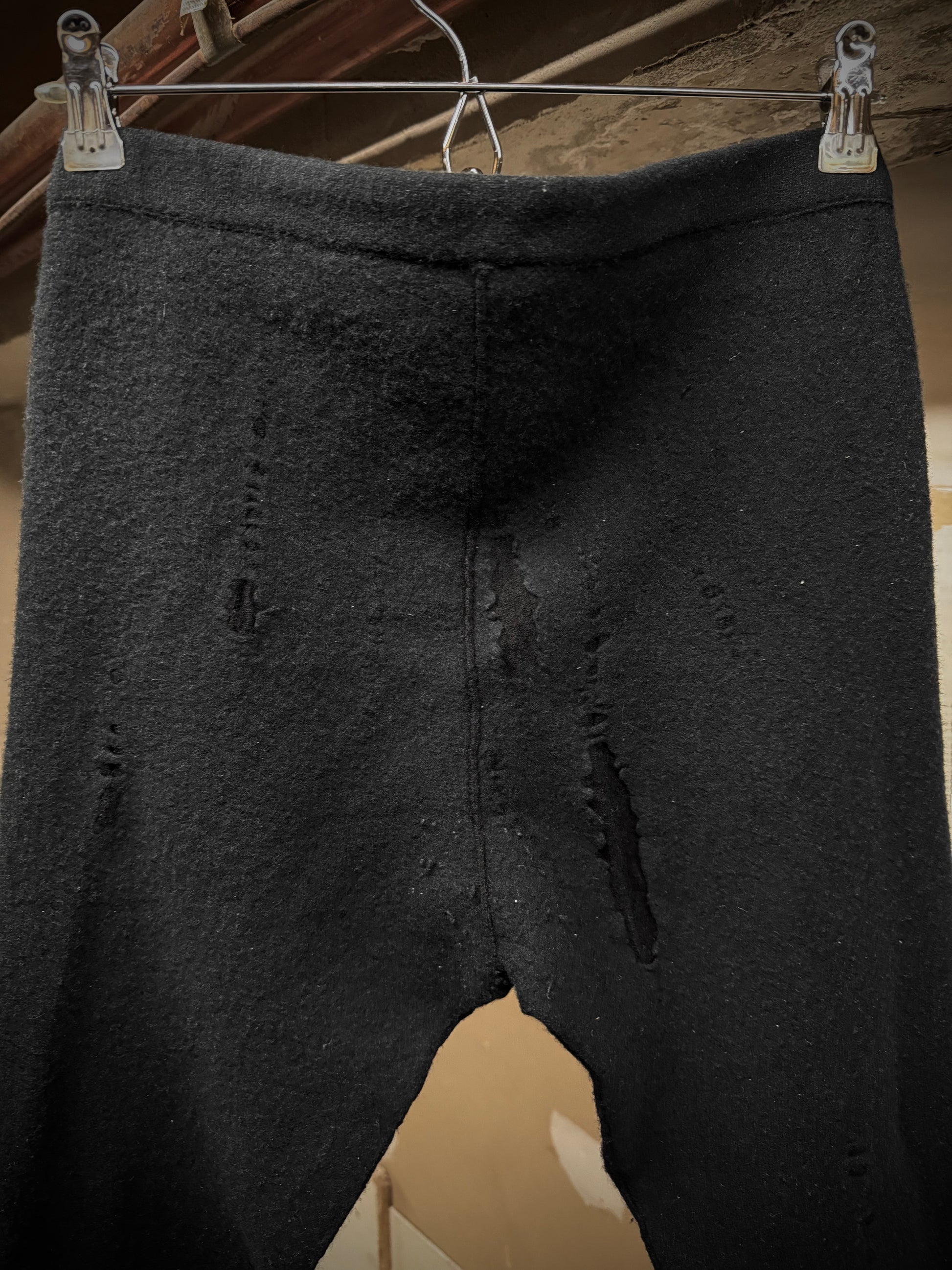 Label Under Construction ‘40YMPN74’ Distressed Lunar Cashmere Joggers detail | DRIEW GARMENTS