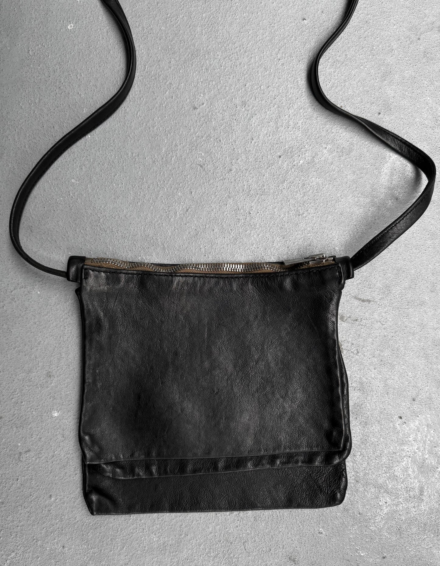 GUIDI 'PKT04' Small Kangaroo Leather 3-Pocket Sling Bag