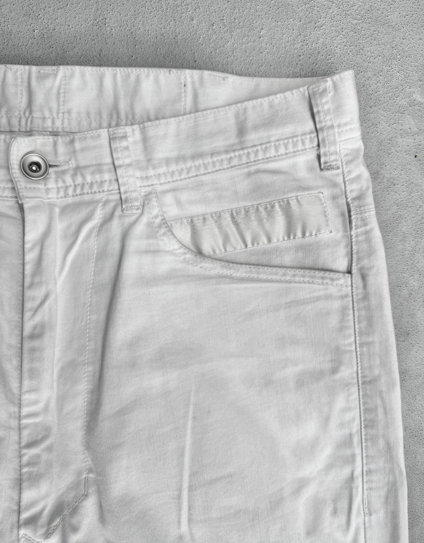 Julius_7 SS16 “sefiroth;” Knee Panel Skinny Pants