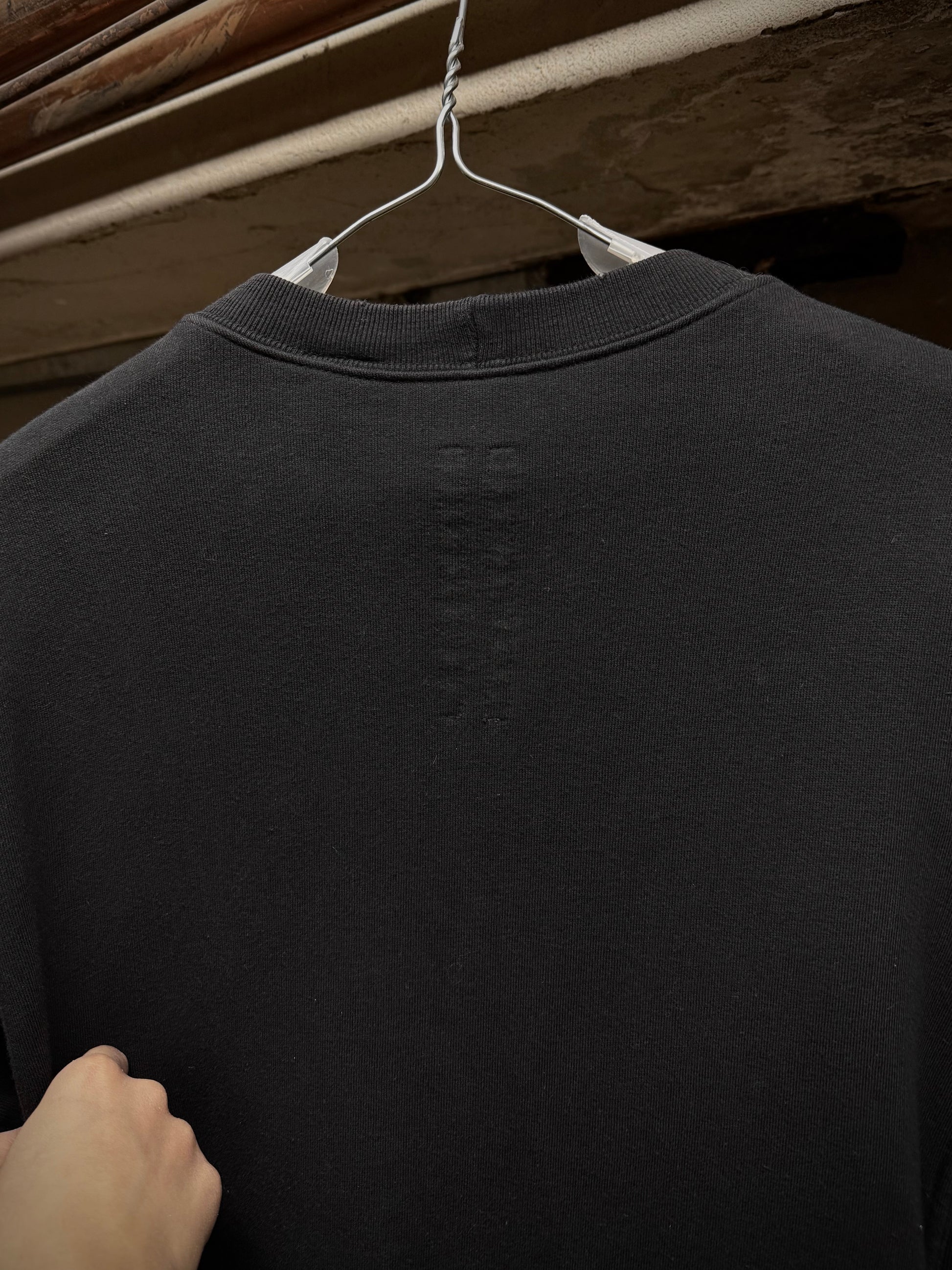 Rick Owens DRKSDHW AW07 "EXPLODER" Asymmetric Split Hem Long-sleeves Jumper detail | DRIEW GARMENTS