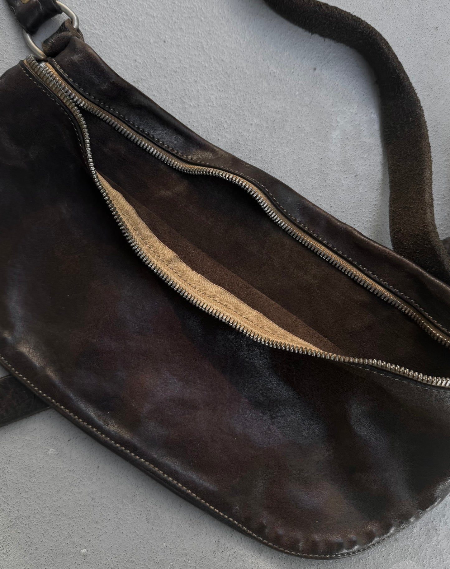 GUIDI ‘Q10M’ Brown Full-grain Horse Leather Shoulder Bag