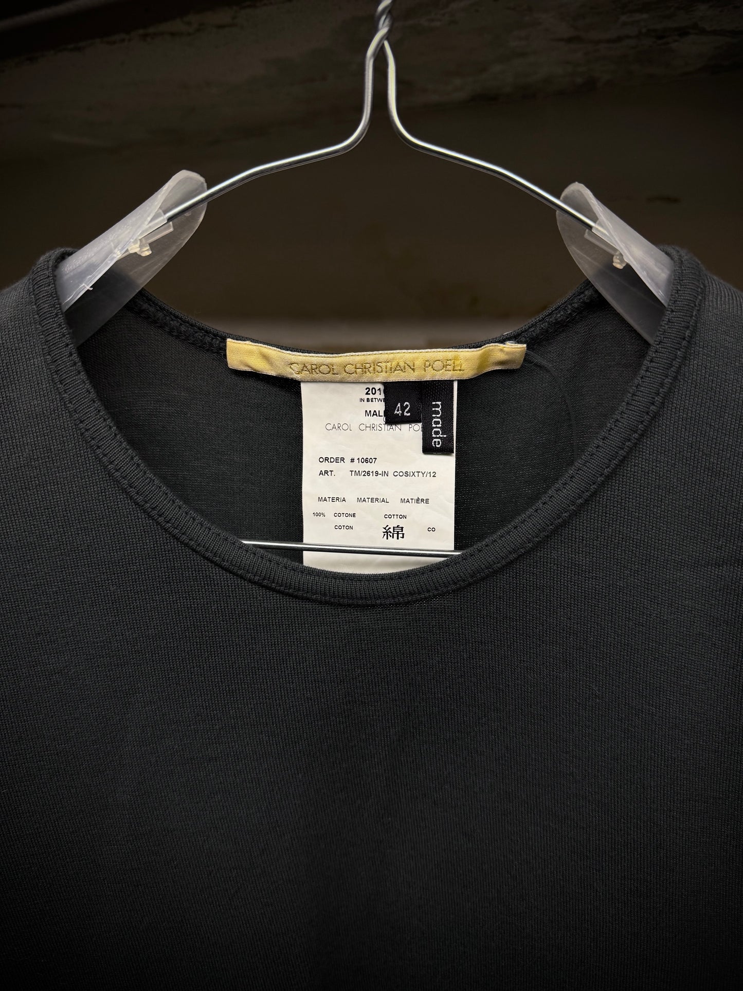 Carol Christian Poell 'TM/2619-IN COSIXTY/12' Reversible Seamless Short-sleeve XT-Shirt detail | DRIEW GARMENTS