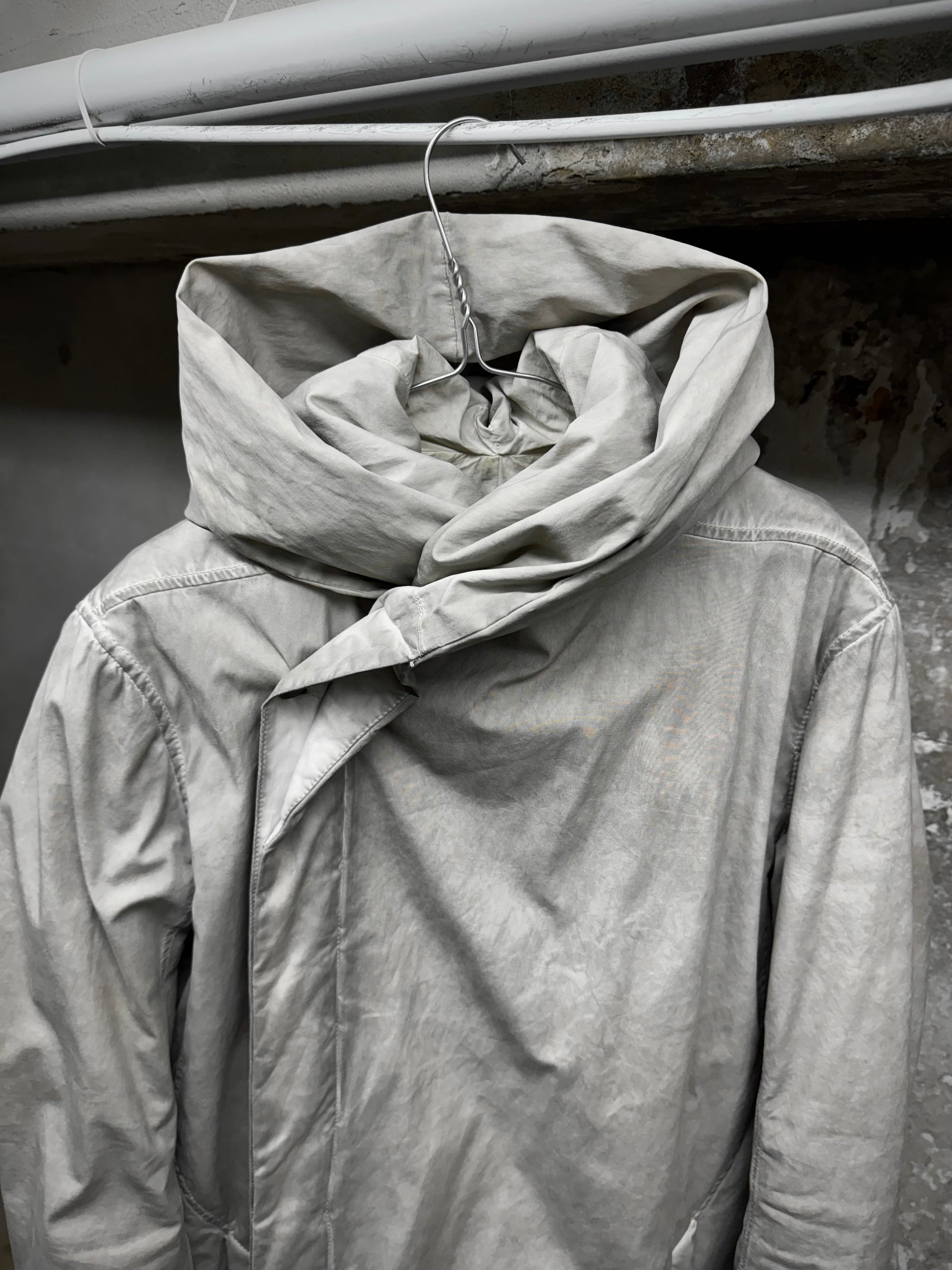 Rick Owens DRKSHDW AW10 "GLEAM" PEARL Hooded Padded Parka Coat detail | DRIEW GARMENTS
