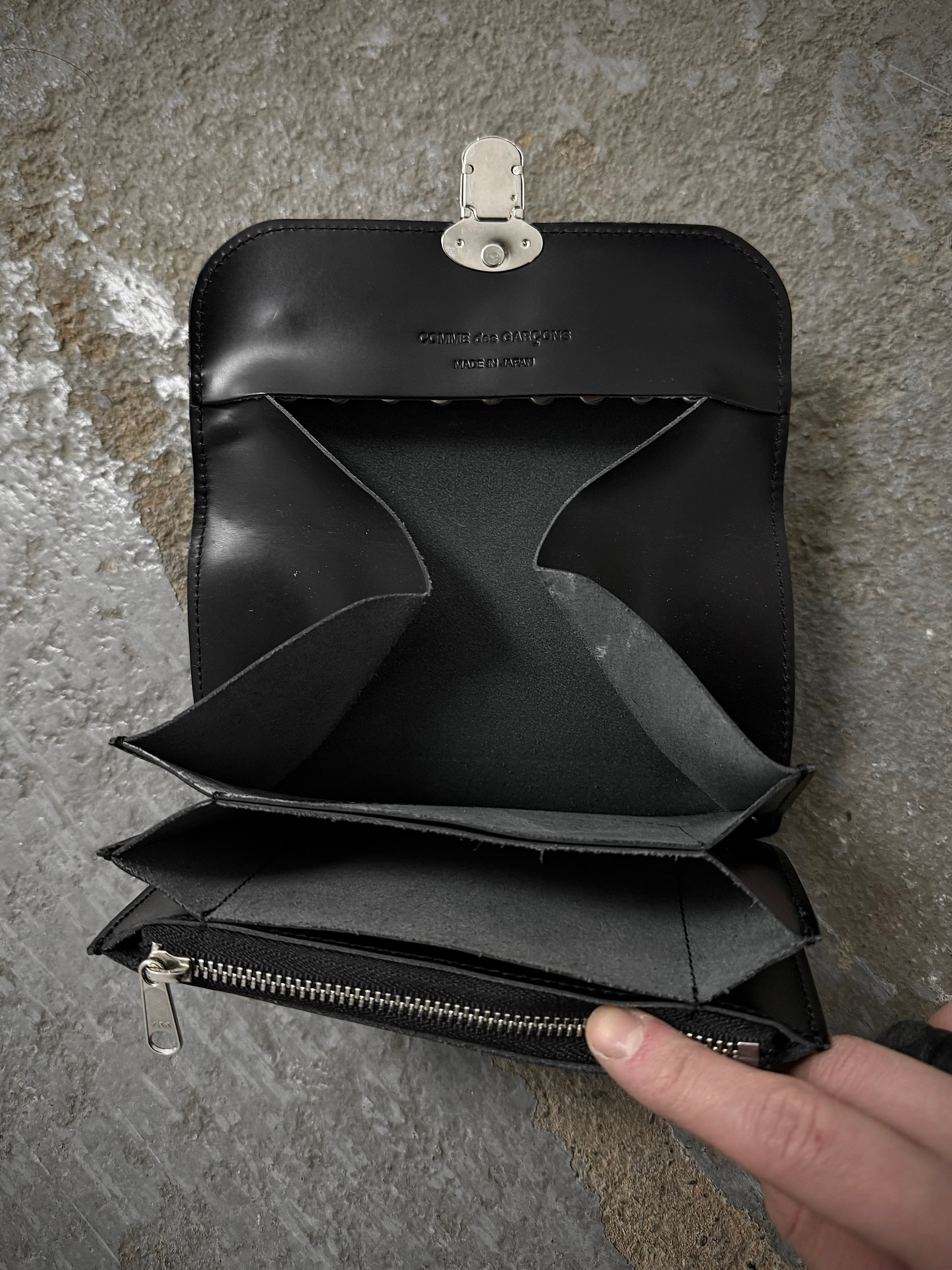 CDG Studded Leather Wallet SS23 | COMME des GARÇONS – DRIEW