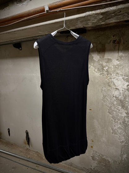 JULIUS _7 AW15-16 "sphere;" Double Layer Hem Long Tank Top detail | DRIEW GARMENTS