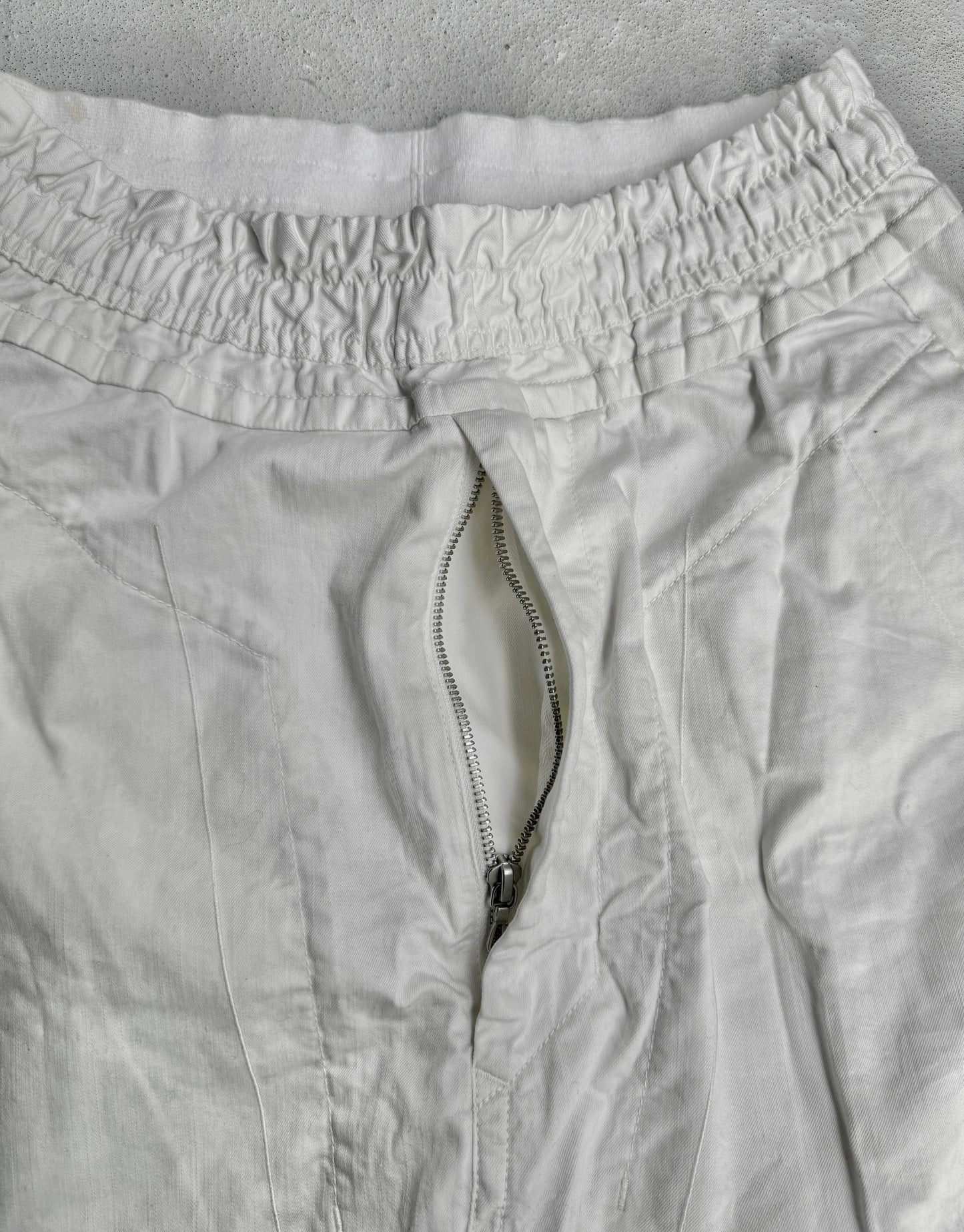Julius_7 SS16 “sefiroth;” Drawstring Drop-crotch Pod Shorts