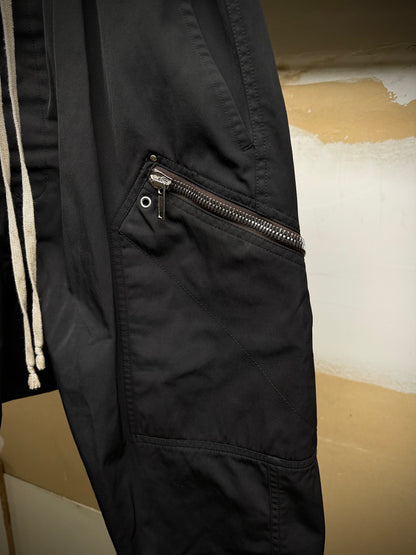 Rick Owens AW20 "PERFORMA" Poly Cotton Drop-crotch Cargo Capris detail | DRIEW GARMENTS