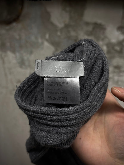 DIOR HOMME AW07 “NAVIGATE” by Hedi Slimane Grey Ribbed Wool Arm Warmers detail | DRIEW GARMENTS