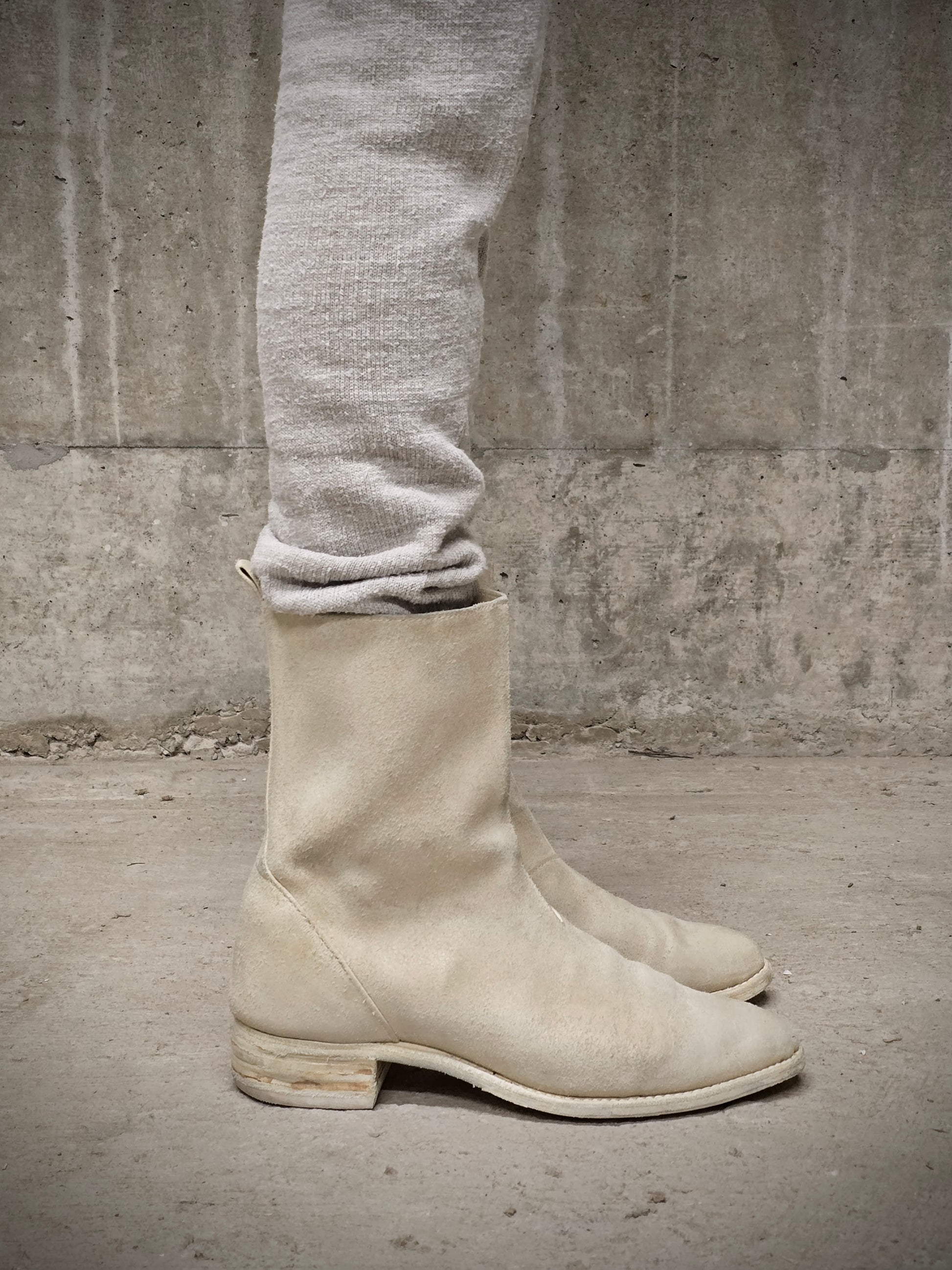 Carol Christian Poell AW05 "On Demand" Reverse Horse Leather Side Zip Boots detail | DRIEW GARMENTS
