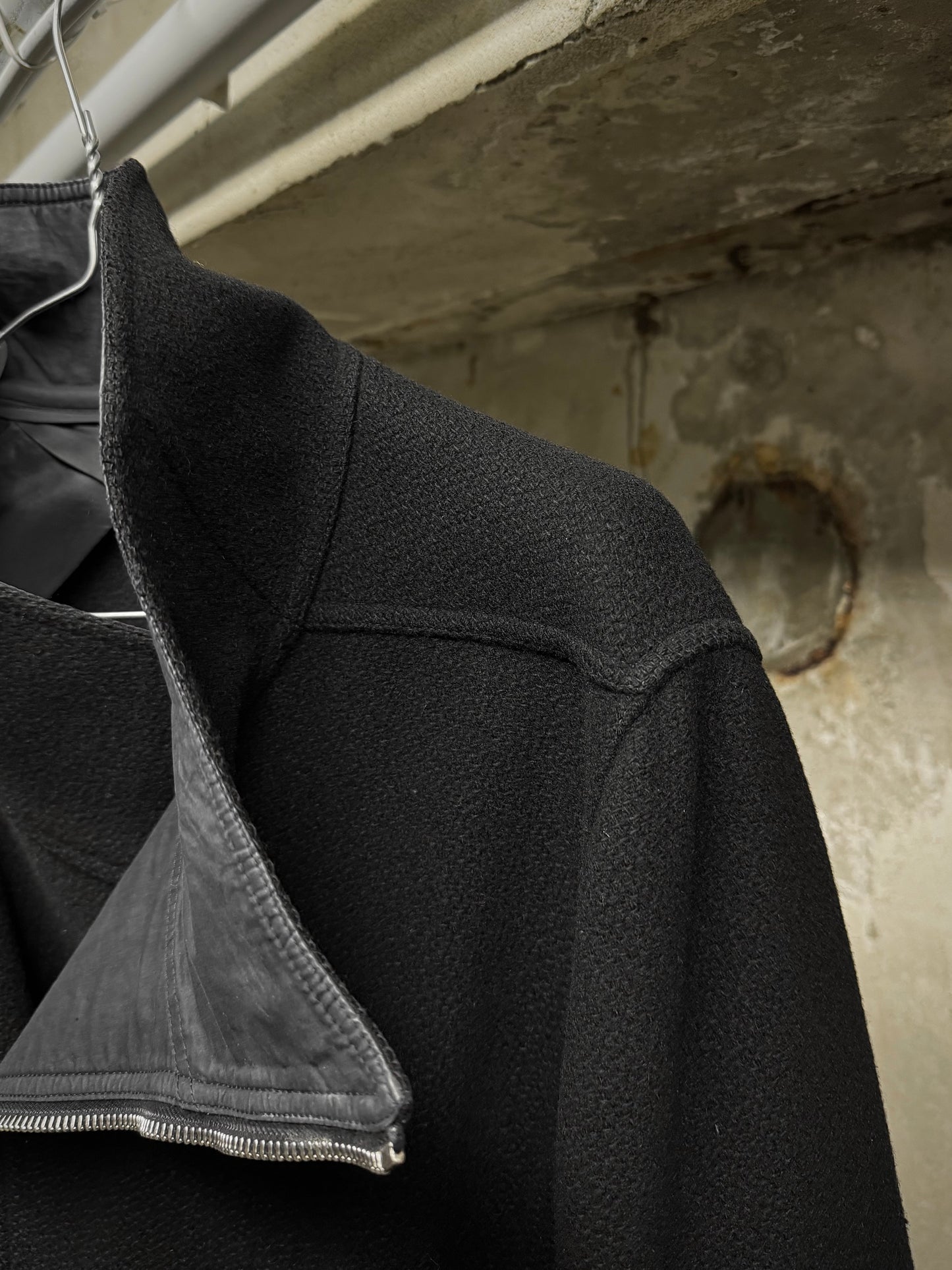 Rick Owens AW15 "SPHINX" Mollino Asymmetrical Front Zip Heavy Wool Coat detail | DRIEW GARMENTS