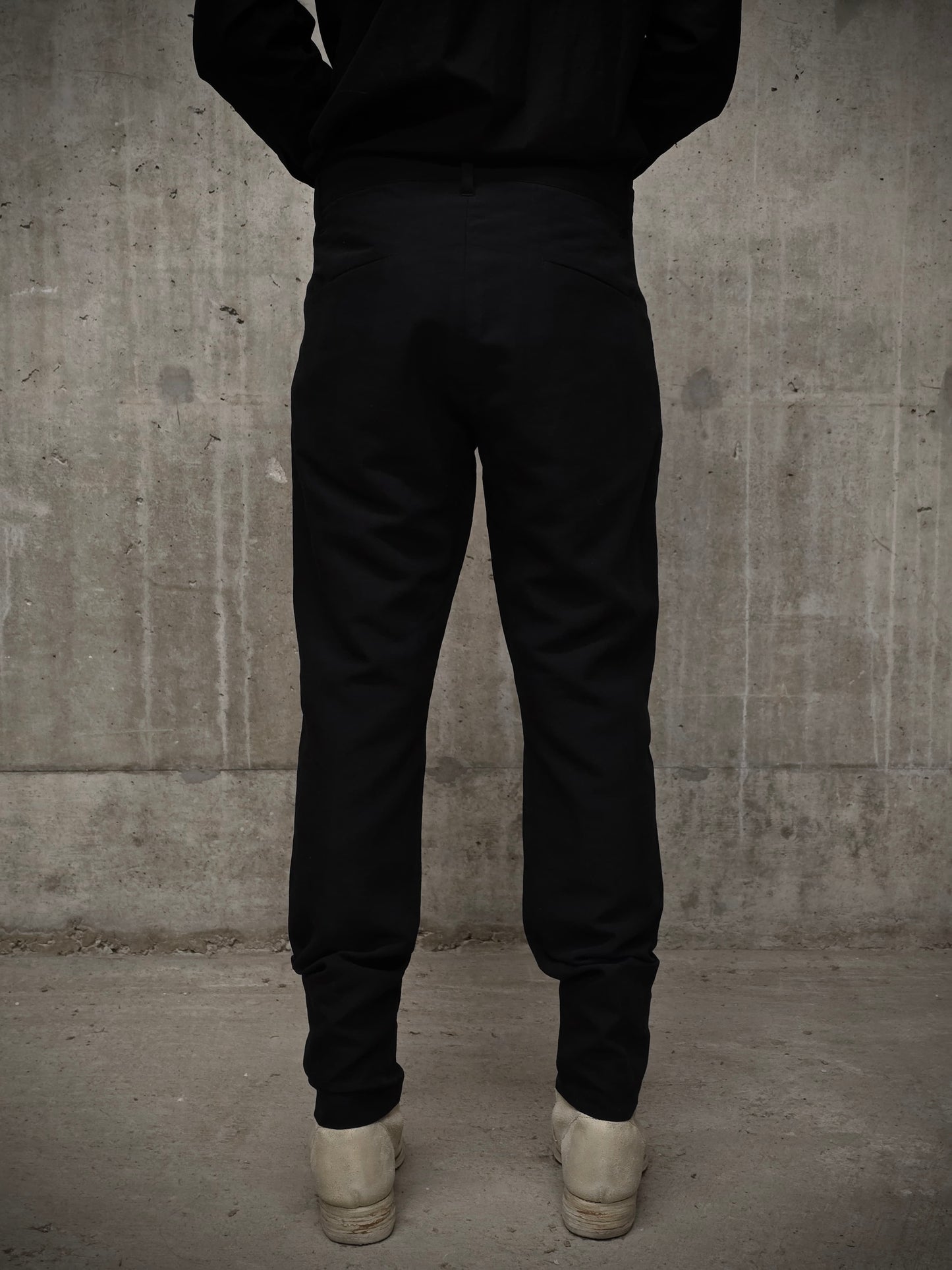 Attachment by Kazuyuki Kumagai Black Wool Linen Classic Dress Pants detail | DRIEW GARMENTS