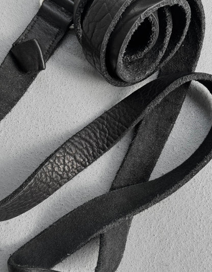 GUIDI 'BLT0' Black Full Grain Bison Leather Belt