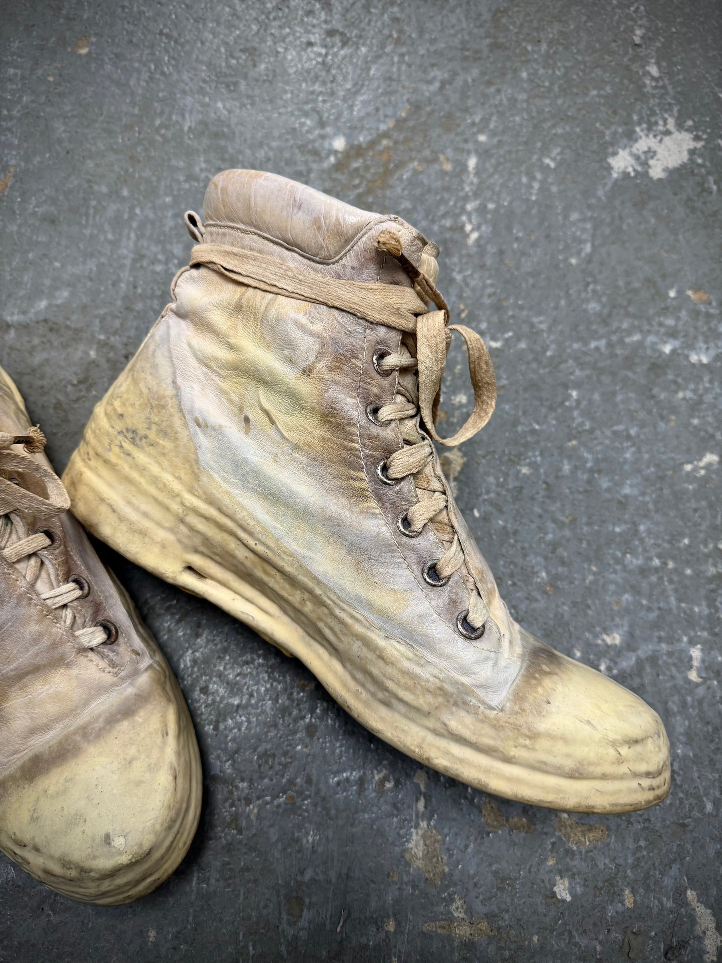 Carol Christian Poell ‘AM/2524 ROOMS-PTC/01’ Object-dyed Kangaroo Leather Drip Sneakers (10) detail | DRIEW GARMENTS