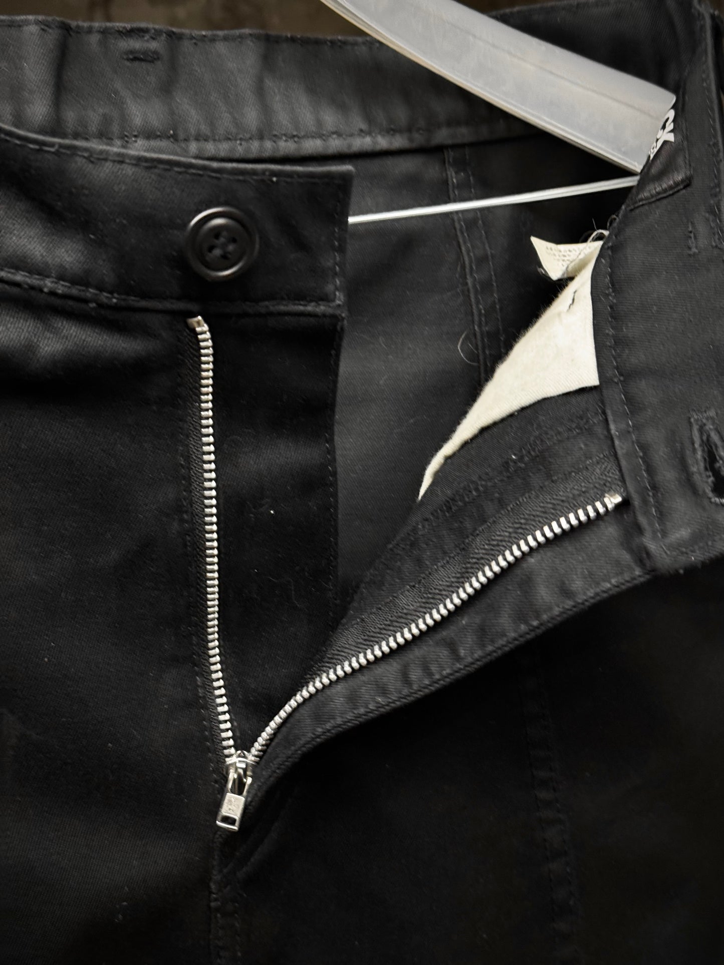 COMME des GARÇONS BLACK COMME des GARÇONS SS13 Cropped Drop-Crotch Denim detail | DRIEW GARMENTS