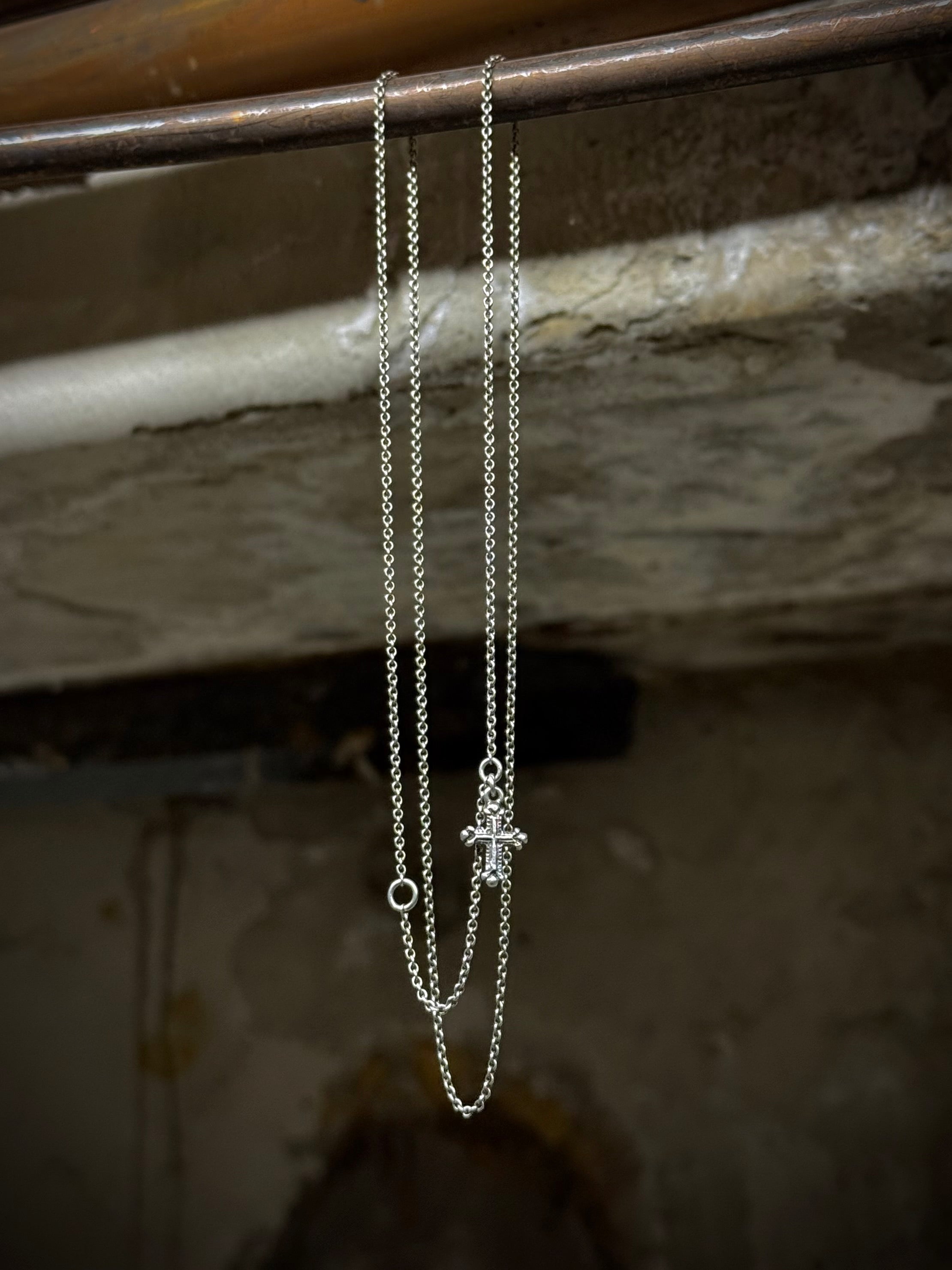 WERKSTATT:MÜNCHEN Silver Mini Cross Chain Necklace | DRIEW