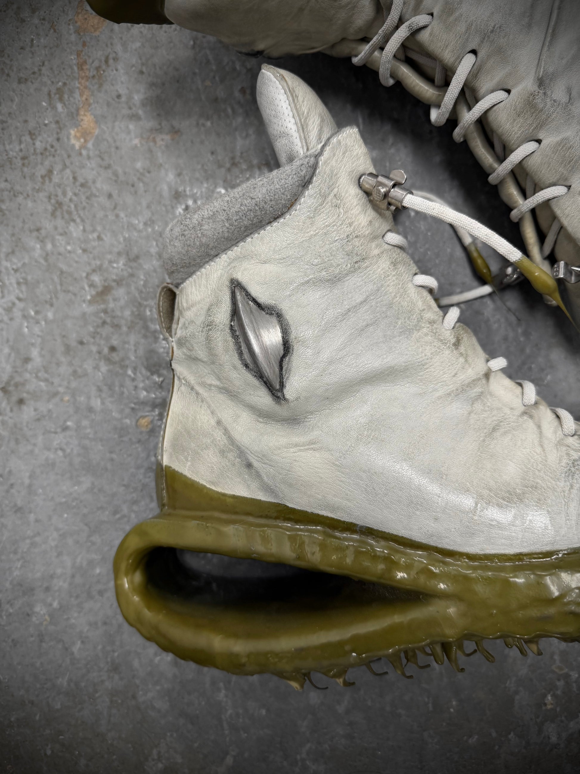 Carol Christian Poell 'AM/2694P ROOMS-PTC/33' U-Jack Prosthetic Kangaroo Leather Drip Sneakers detail | DRIEW GARMENTS