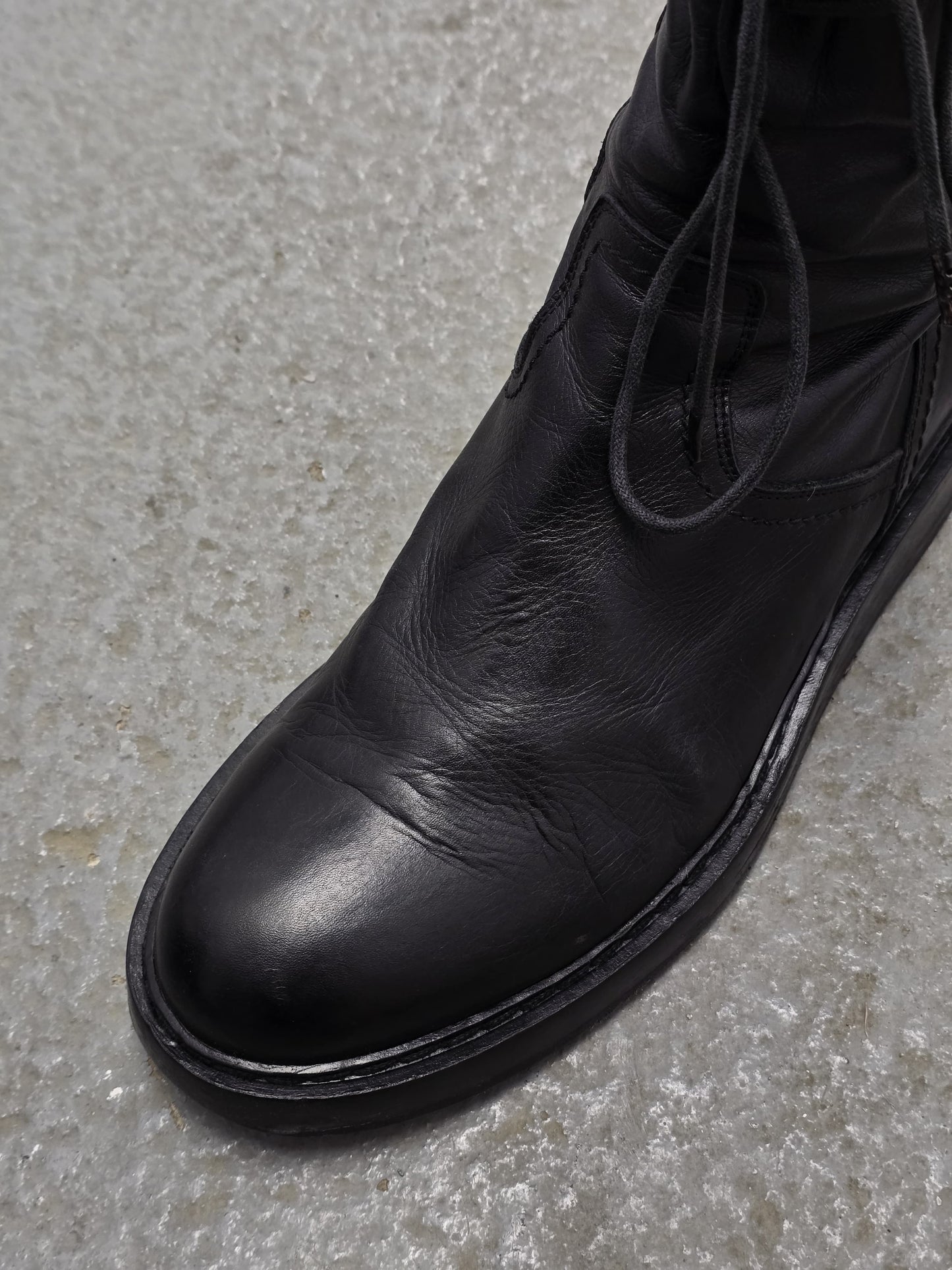 Ann Demeulemeester AW21 Black ‘Vitello’ Back-Lace Leather Boots