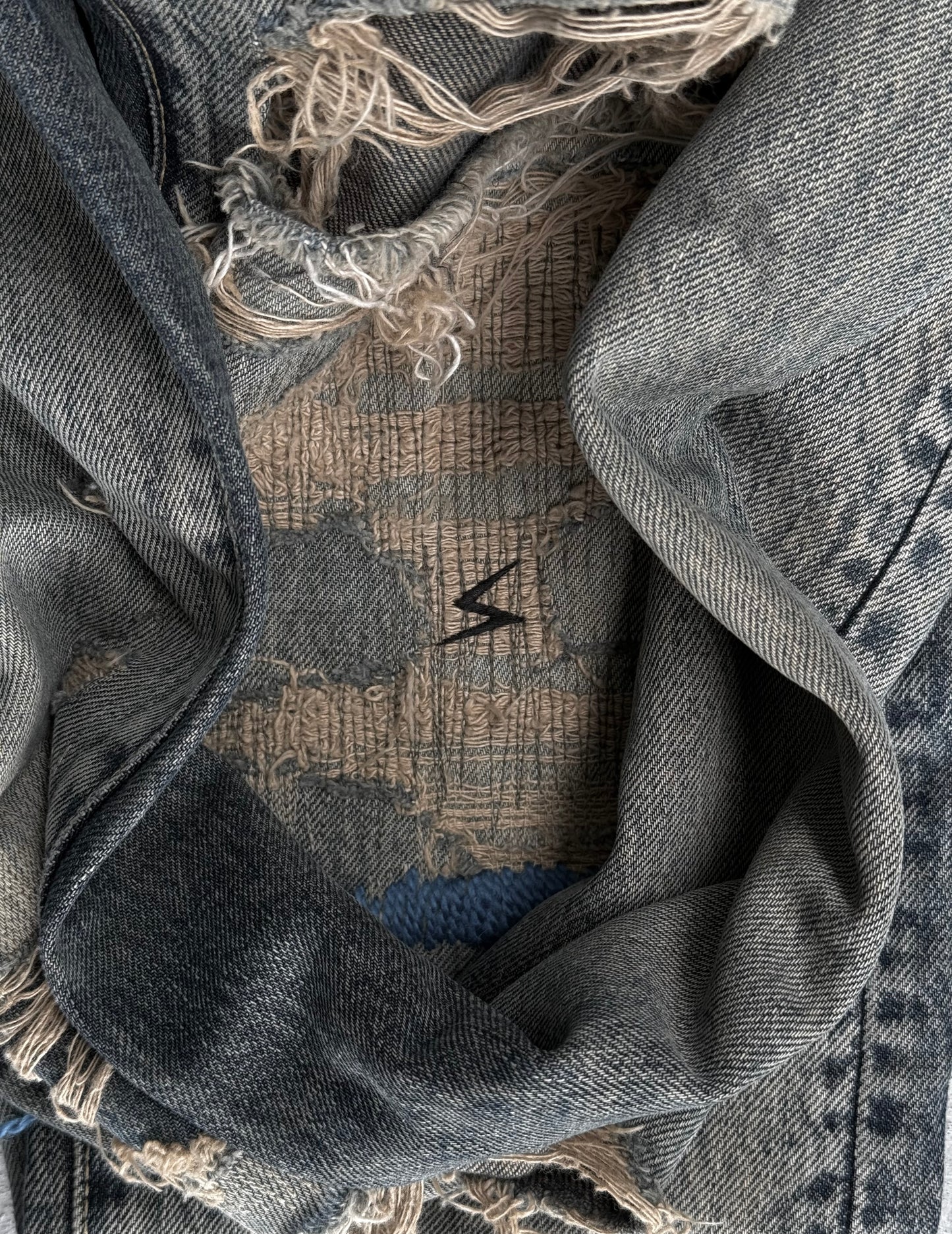 UNDERCOVER SS10 “Less but Better” Blue Yarn 68 Distressed Denim