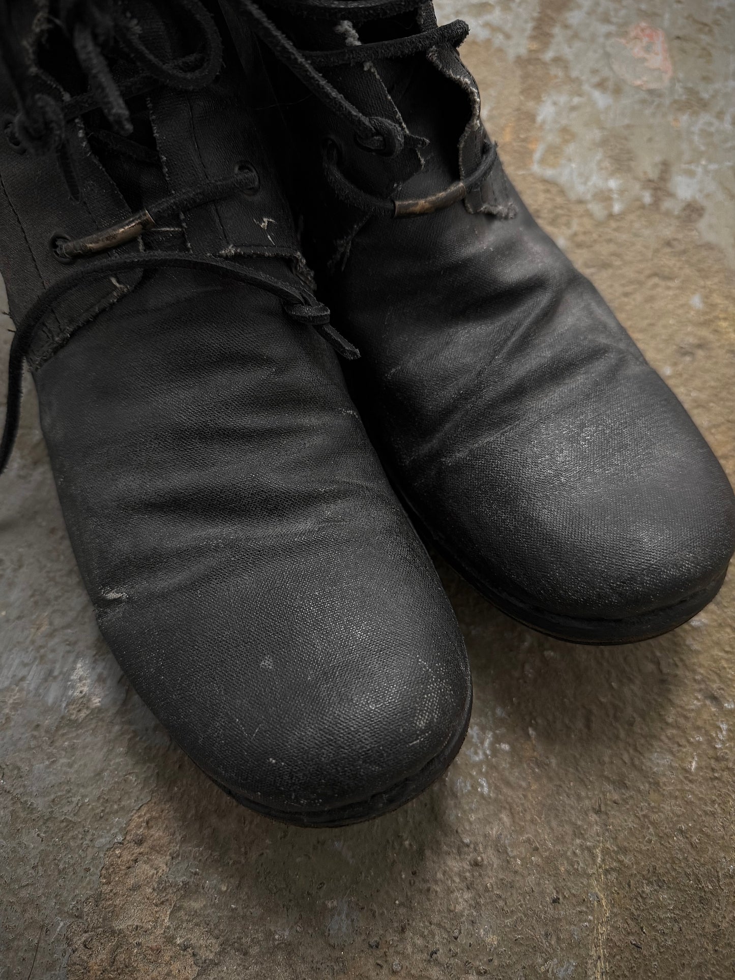 Layer-0 2010s Distressed Grey Waxed Coated Vespucci Sail Hemp Ankle Boots detail | DRIEW GARMENTS