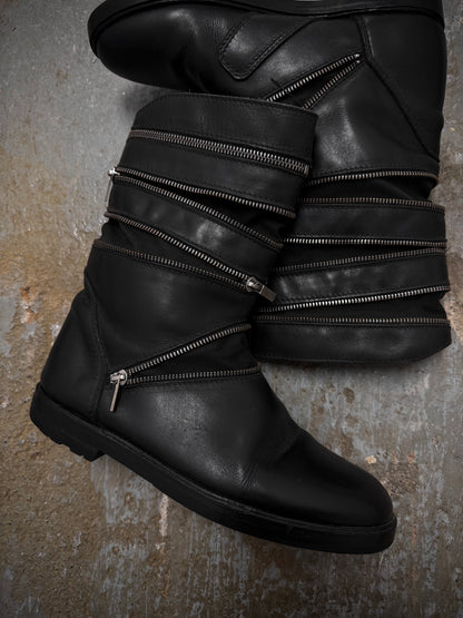 Raf Simons AW06-07 "Ashes & Heroes" Accordion Multi-Zip Leather Boots detail | DRIEW GARMENTS