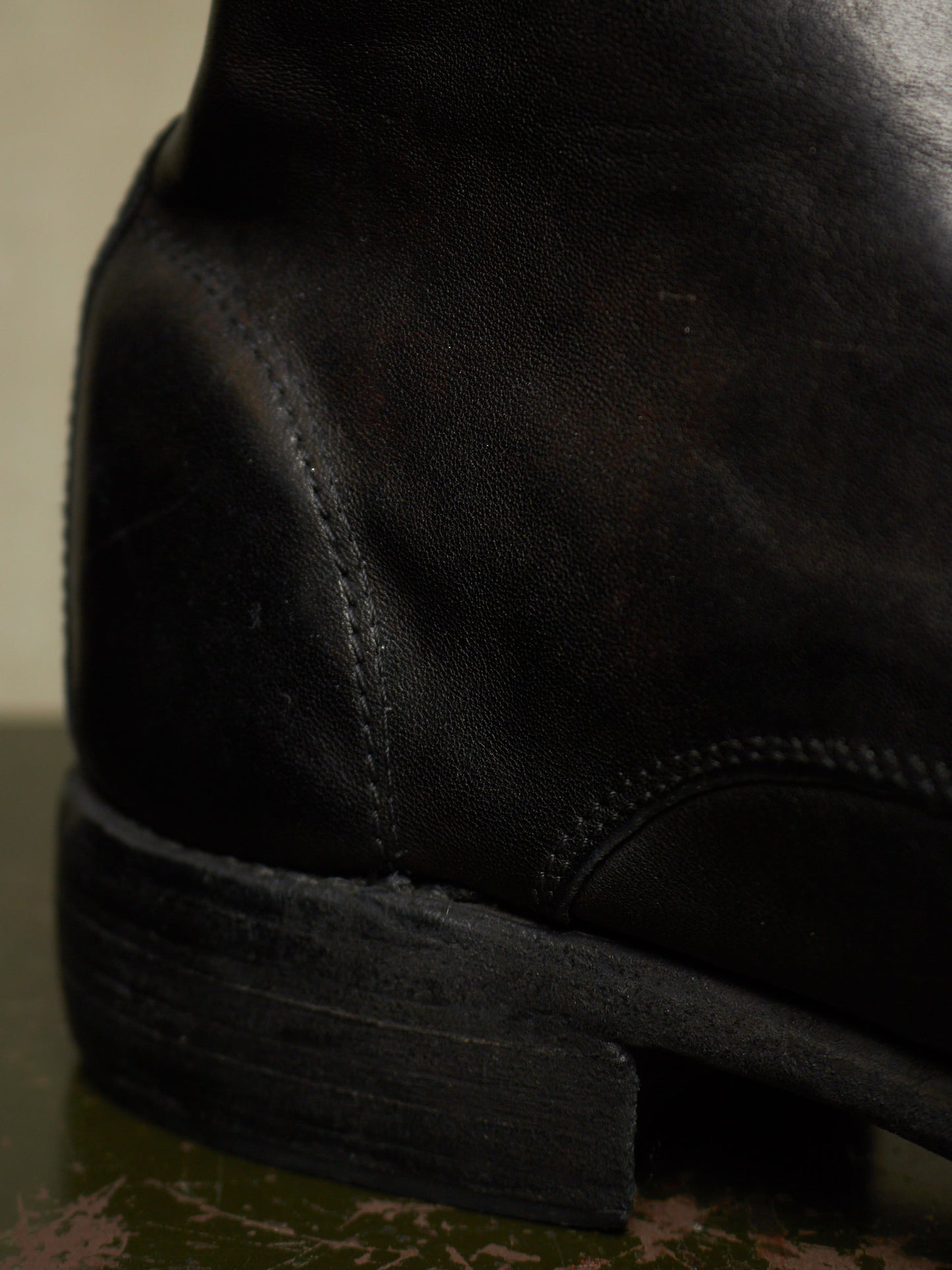 GUIDI '994' Black Full-grain Horse Leather Desert Ankle Boots