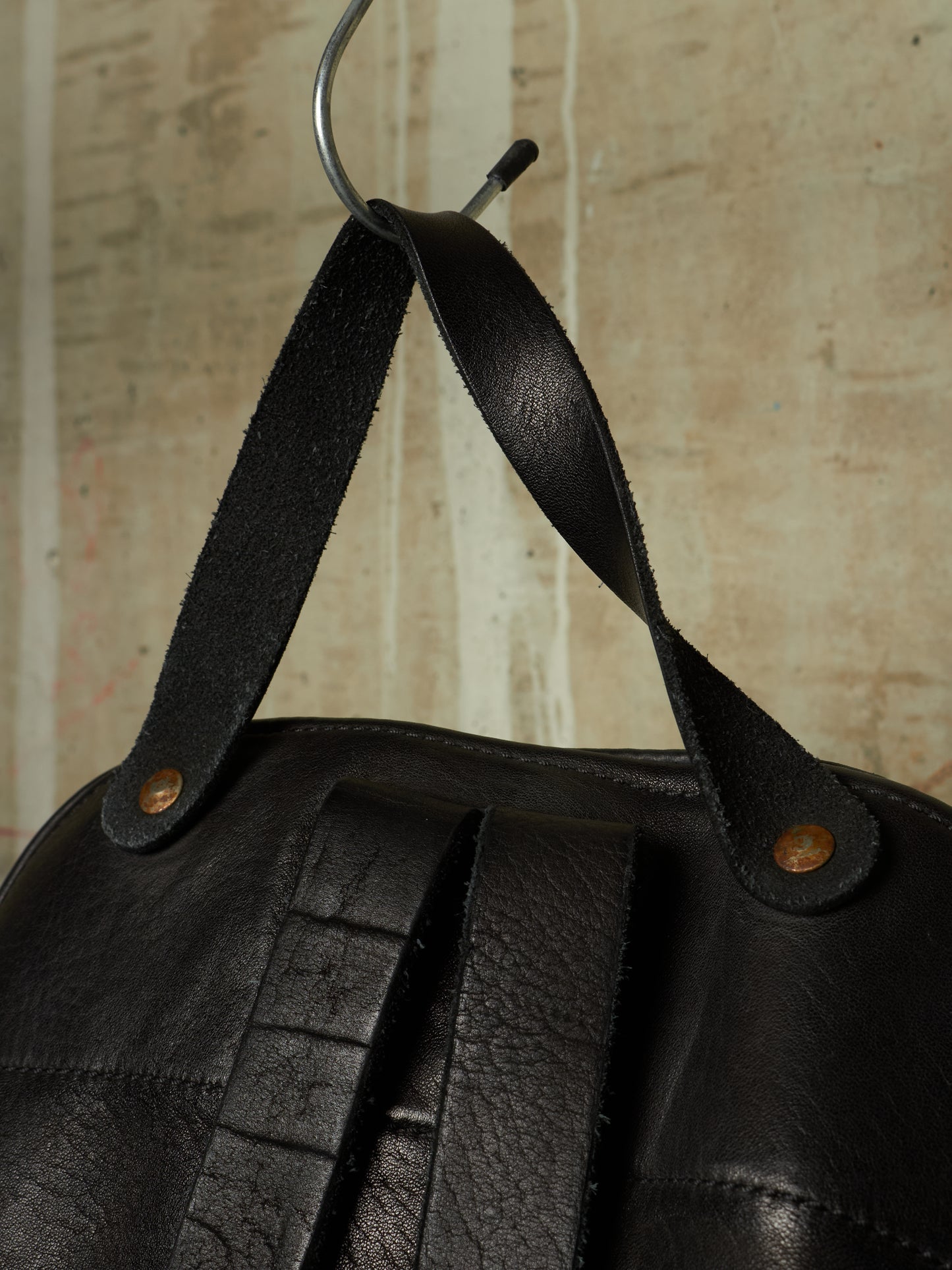 GUIDI 'DBP06' Black Full-grain Horse Leather 2 Zip Backpack