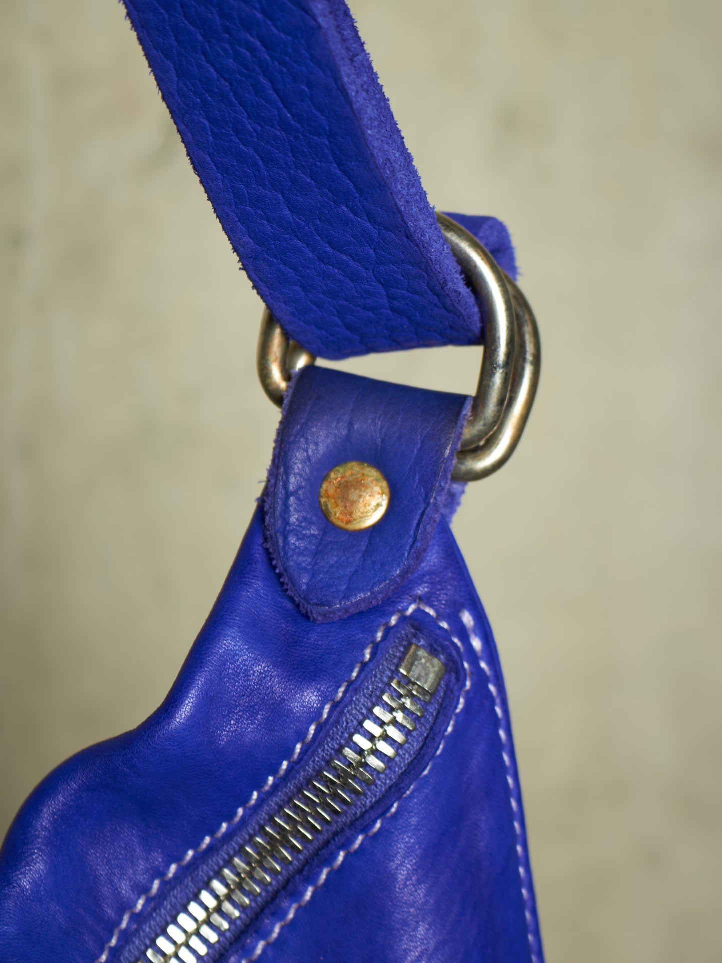GUIDI ‘Q10M CO78T’ Deep Blue Full-grain Horse Leather Belt Bag