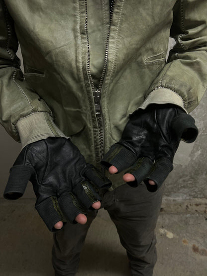 Carol Christian Poell 'AM/2457 ROOMS-PTC/010' Disparate Leather Gloves