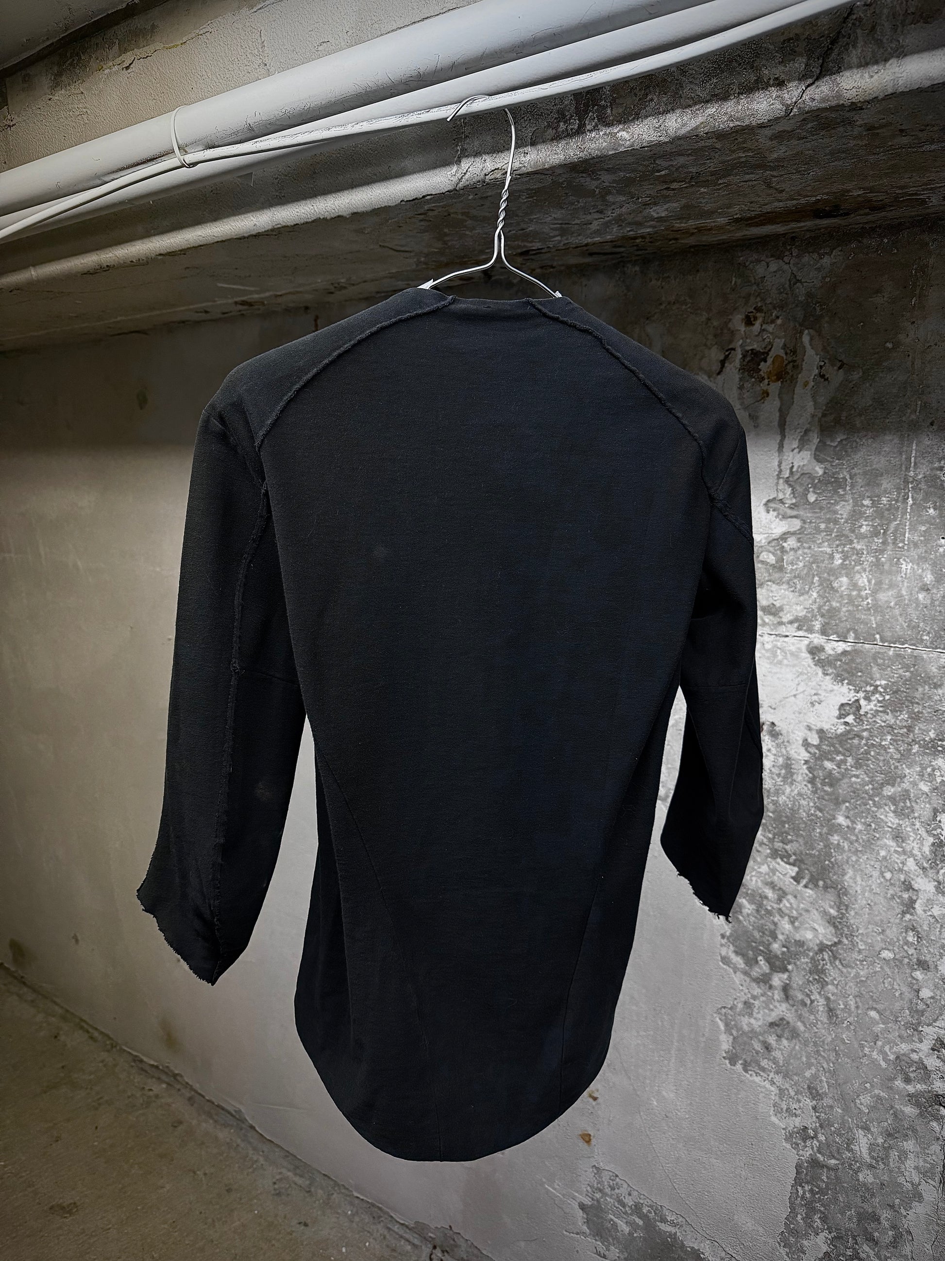DEVOA Anatomical Cut Raglan 3/4 Jersey Long-sleeves detail | DRIEW GARMENTS