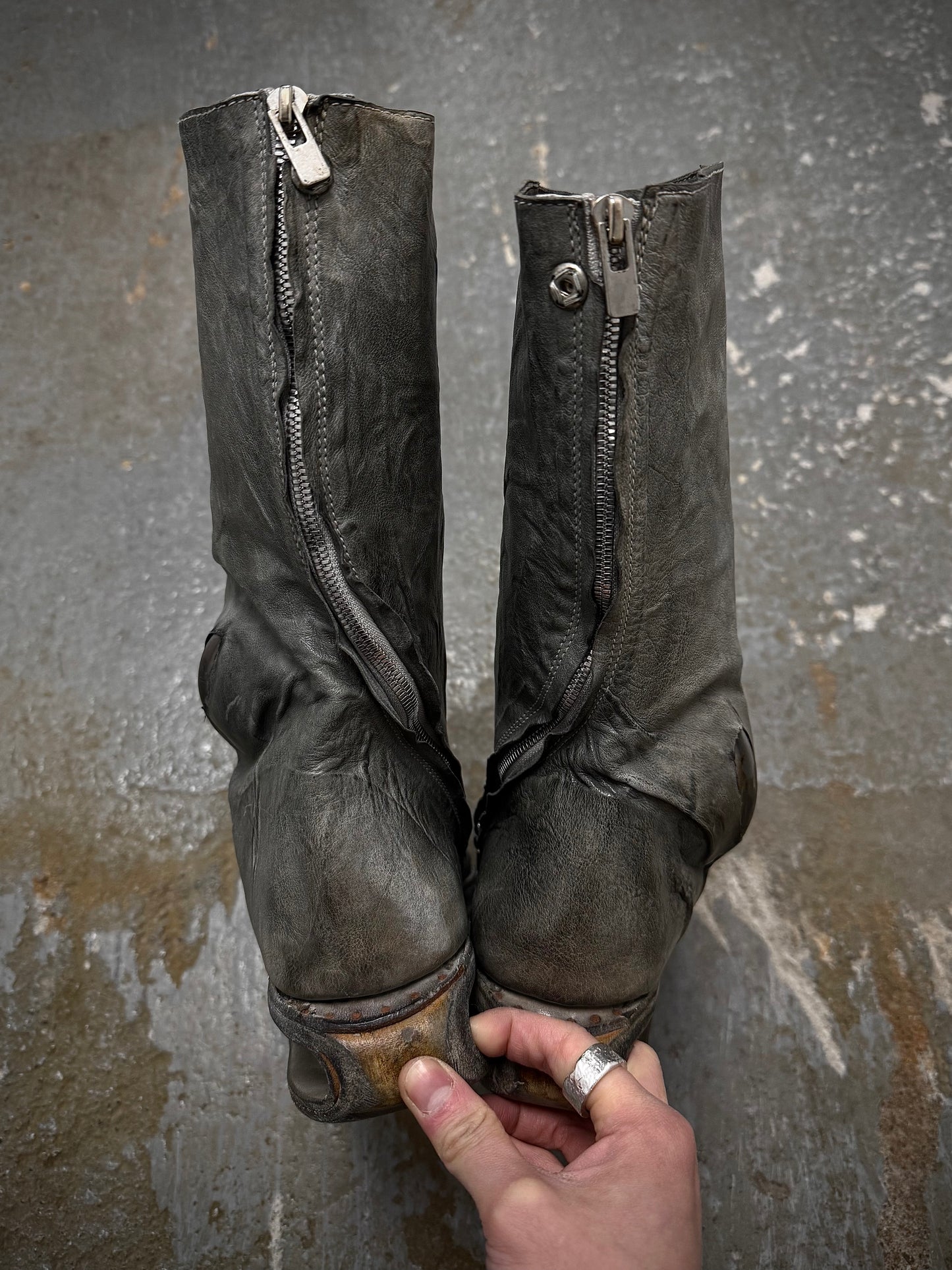 Carol Christian Poell ‘AM/2693P-IN ROOMS-PTC/19’ Object-dyed Kangaroo Leather Titanium Prosthetic U-Sole Tornado Zip Boots