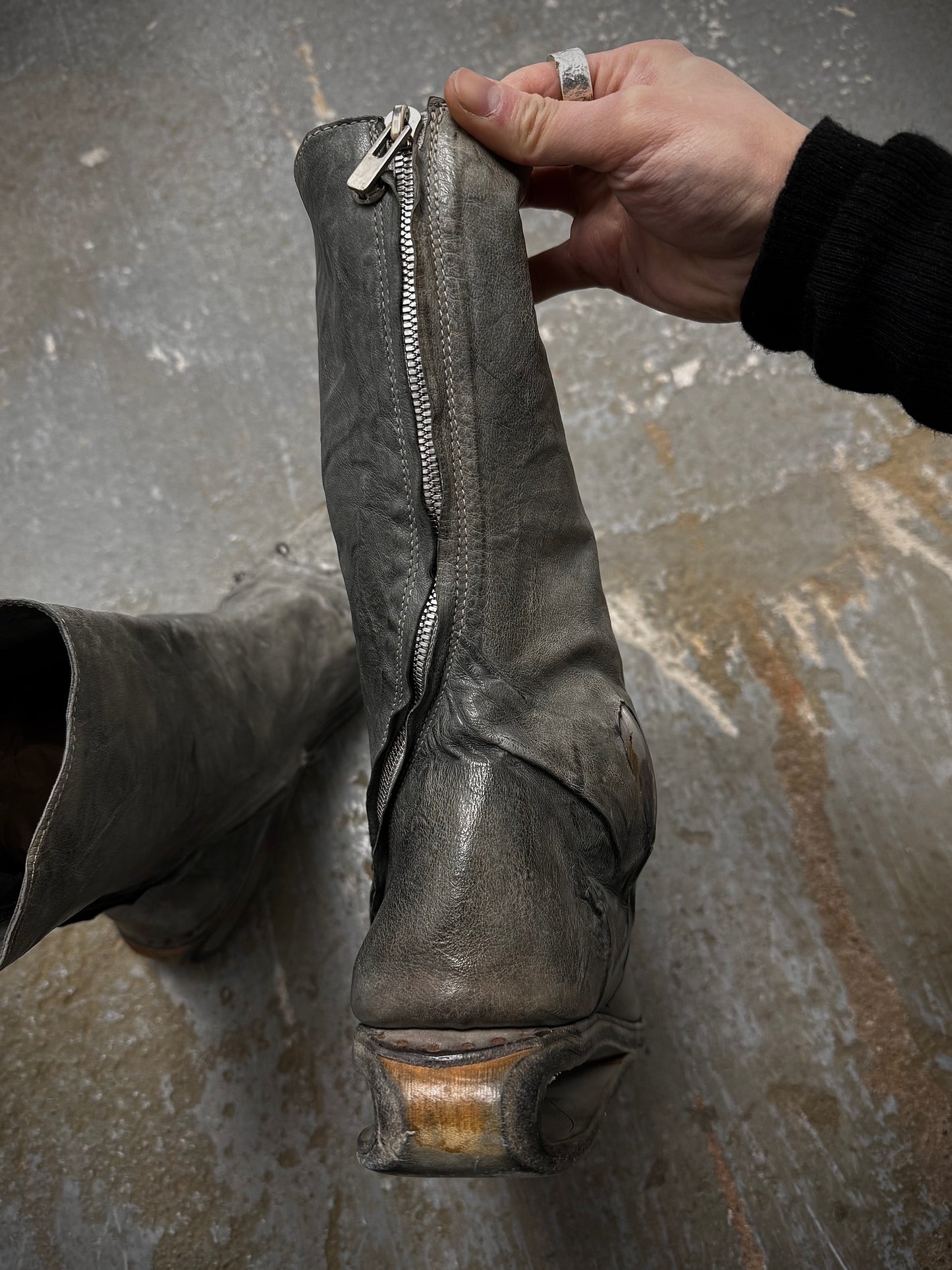 Carol Christian Poell ‘AM/2693P-IN ROOMS-PTC/19’ Object-dyed Kangaroo Leather Titanium Prosthetic U-Sole Tornado Zip Boots