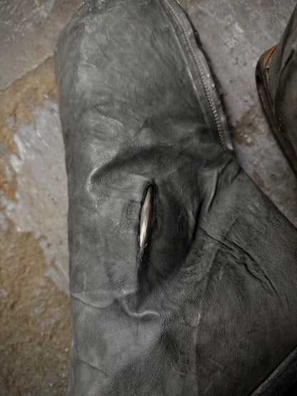 Carol Christian Poell ‘AM/2693P-IN ROOMS-PTC/19’ Object-dyed Kangaroo Leather Titanium Prosthetic U-S detail | DRIEW GARMENTS