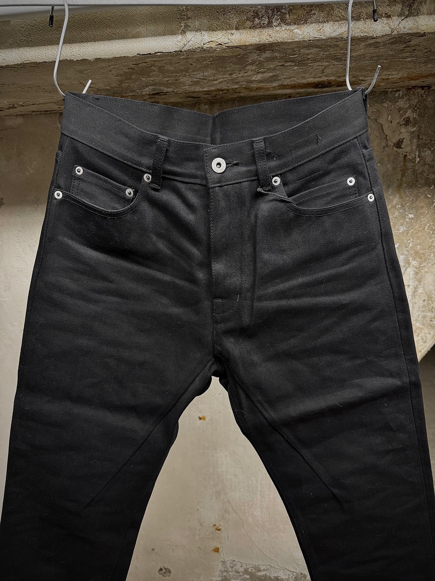 Rick Owens DRKSHDW AW23 "LUXOR" 16oz Japanese Selvedge 'Detroit Cut' Denim detail | DRIEW GARMENTS
