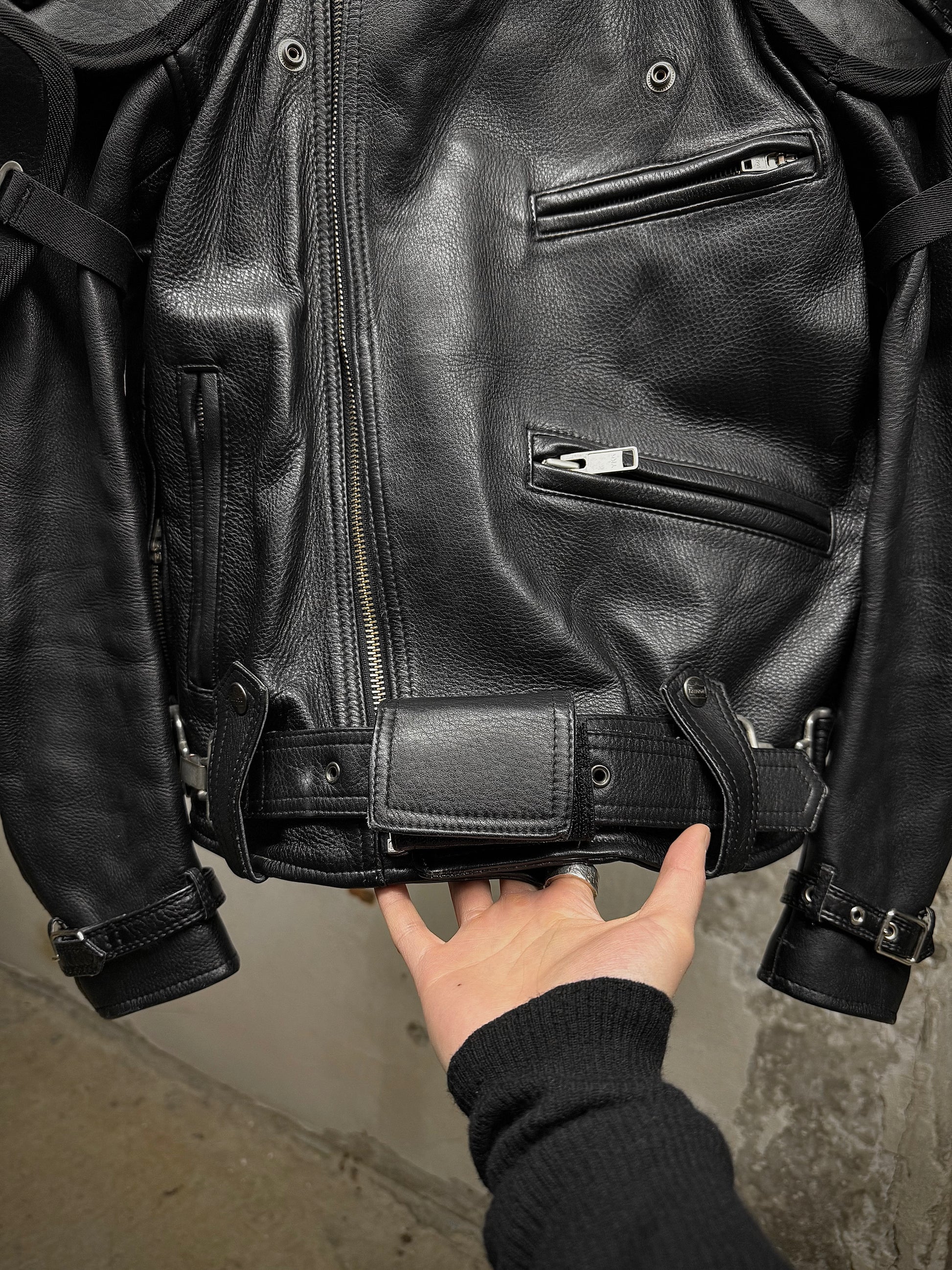 KADOYA Early 00s Shinya Replica "BATTLE-SUIT" Padded Cow Leather Perfecto Motorcycle Jacket detail | DRIEW GARMENTS