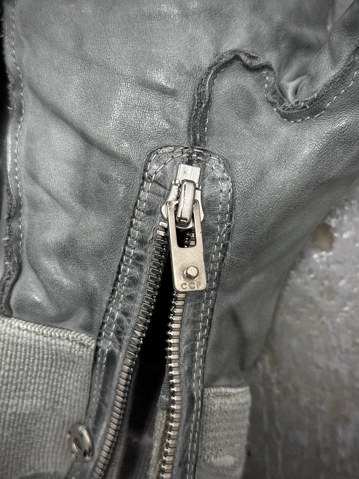 Carol Christian Poell Early 2000s ‘AM/2593 CORS-PTC/19’ Object-dyed Horse Leather Syndactyly Hands Gl detail | DRIEW GARMENTS