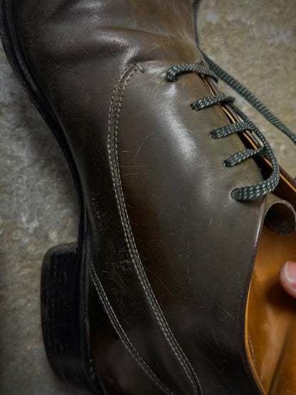 Maurizio Altieri m_moriabc by Maurizio Altieri Goodyear Hand Welted Brown Horween Shell Cordovan Derb detail | DRIEW GARMENTS