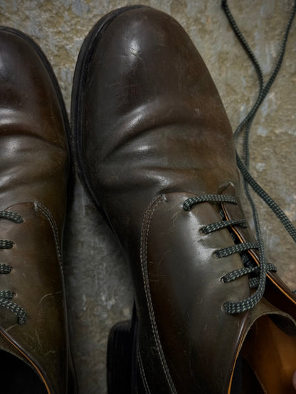 Maurizio Altieri m_moriabc by Maurizio Altieri Goodyear Hand Welted Brown Horween Shell Cordovan Derb detail | DRIEW GARMENTS