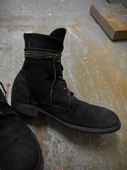 Guidi '995' Full-grain Reverse Baby Buffalo Leather Lace-up Boots detail | DRIEW GARMENTS