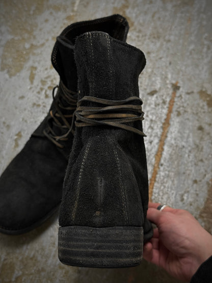 Guidi '995' Full-grain Reverse Baby Buffalo Leather Lace-up Boots detail | DRIEW GARMENTS