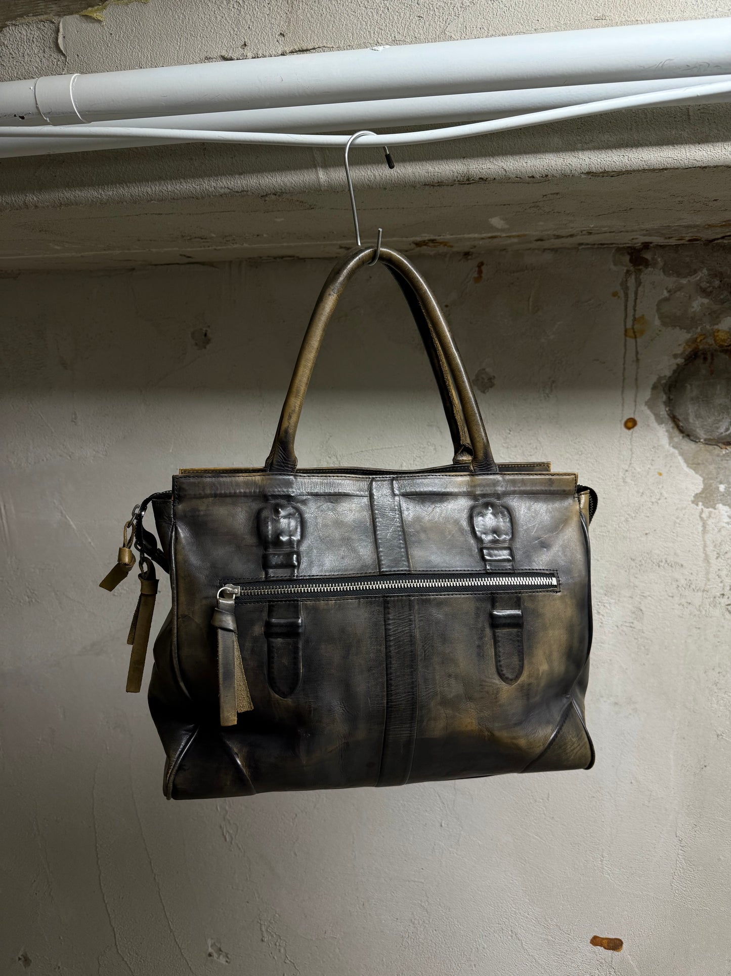 Mihara Yasuhiro AW11 'Aburidashi' Embossed Patina Mustard Kip Leather Briefcase detail | DRIEW GARMENTS
