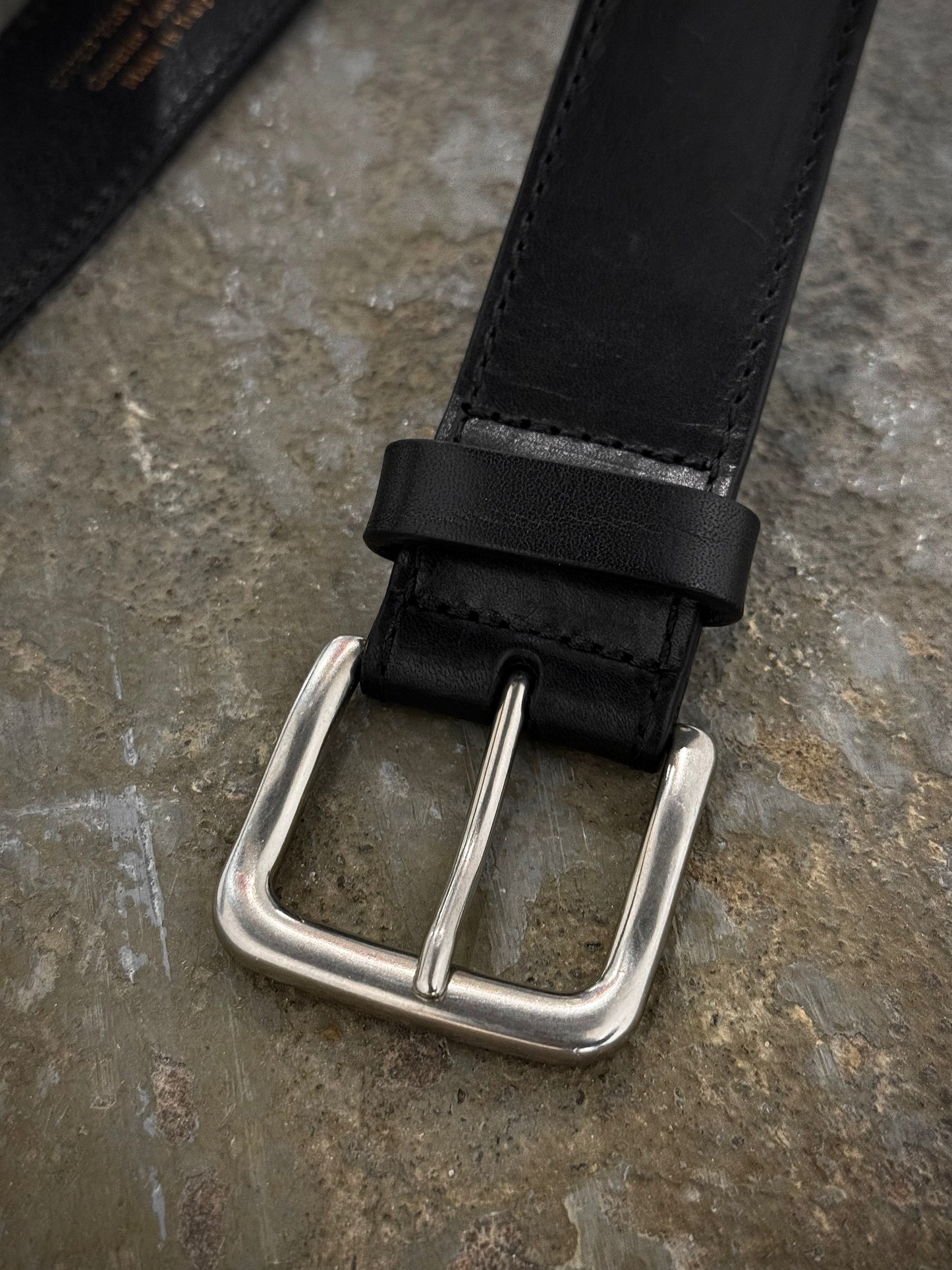 Dries Van Noten AW20 Metal Buckle Leather Belt detail | DRIEW GARMENTS