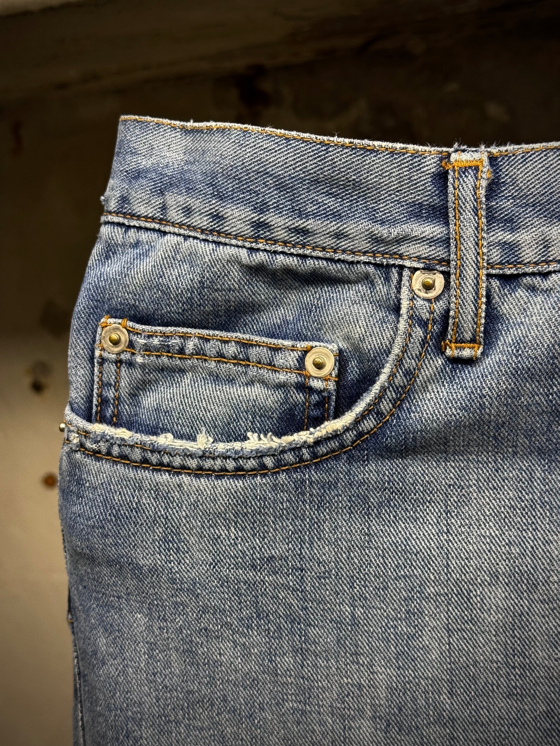 DIOR HOMME by Kris Van Assche SS08 Light Washed Blue Denim detail | DRIEW GARMENTS